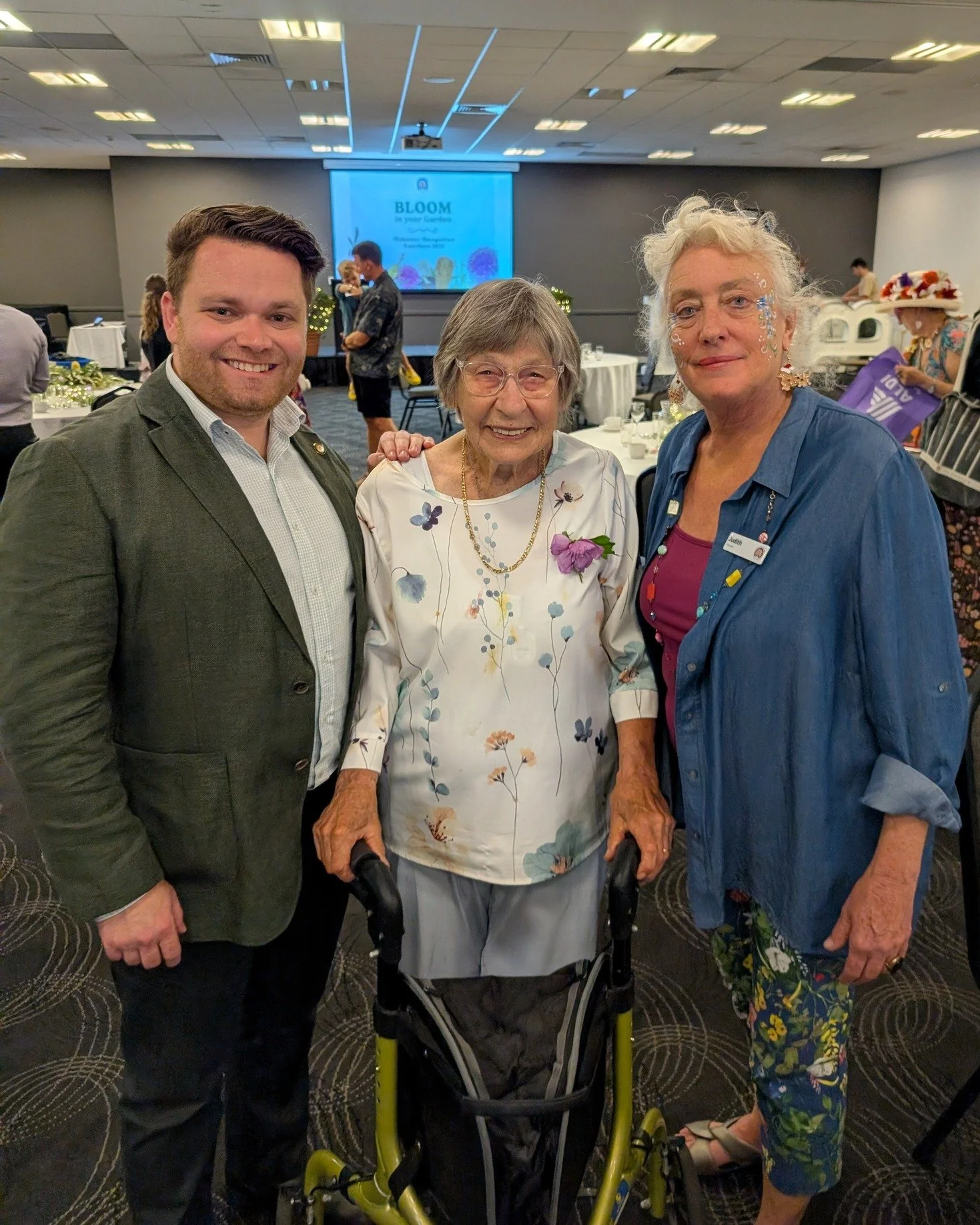 Happy International Volunteer Day! 🎉

Volunteers are an integral part of what makes the @cityofbayswater so amazing to live in - from assisting our older residents, to running youth outreach activities, to maintaining our wide array of ecological re