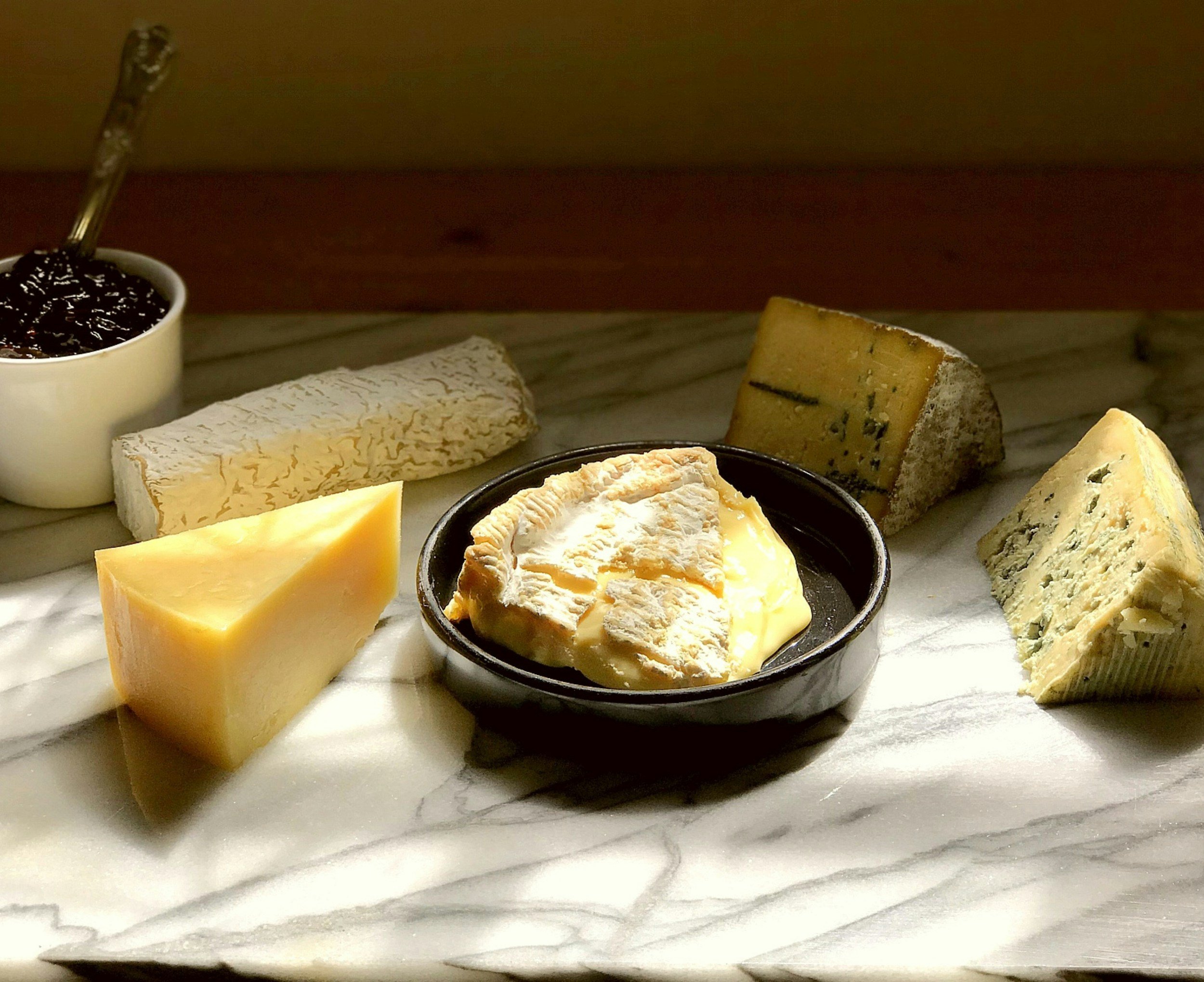 exemplu de 5 branzeturi pentru un platou reusit