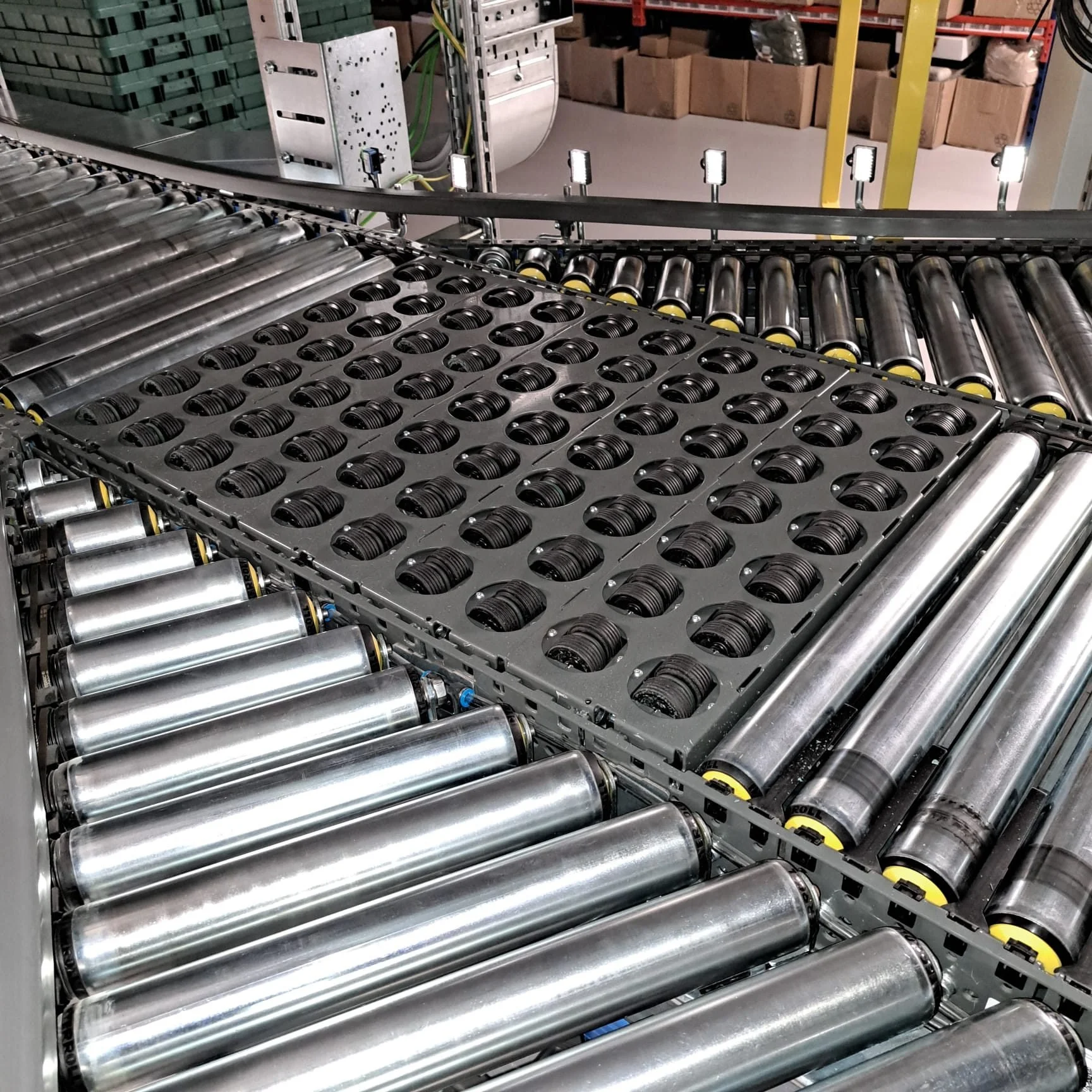 conveyor-roller-curve.jpg