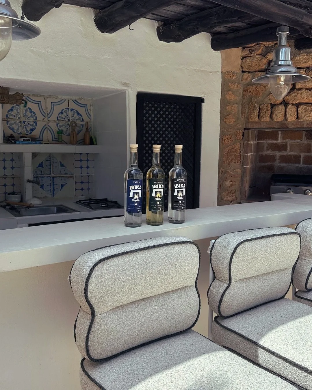 Three tequilas, one name.
From crisp and clean to rich and refined, there&rsquo;s an Ibika for every glass.

Discover them all. Link in bio.

.

#ibikatequila #tequilabrand #artisanaltequila #naturaltequila #premiumtequila #ibika2025