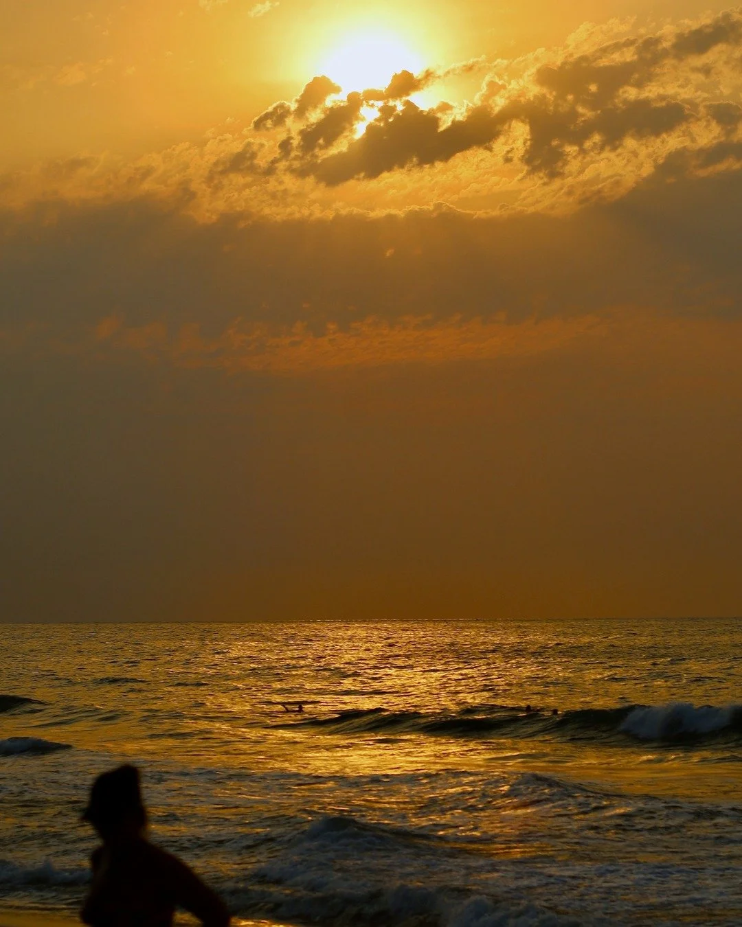 In the glow of the sunset Ibika goes down smooth 🌊

Find your closest Ibika stockist at the link in bio 

#ibikatequila  #artisanaltequila #naturalfreetequila #premiumtequila #ibika2026