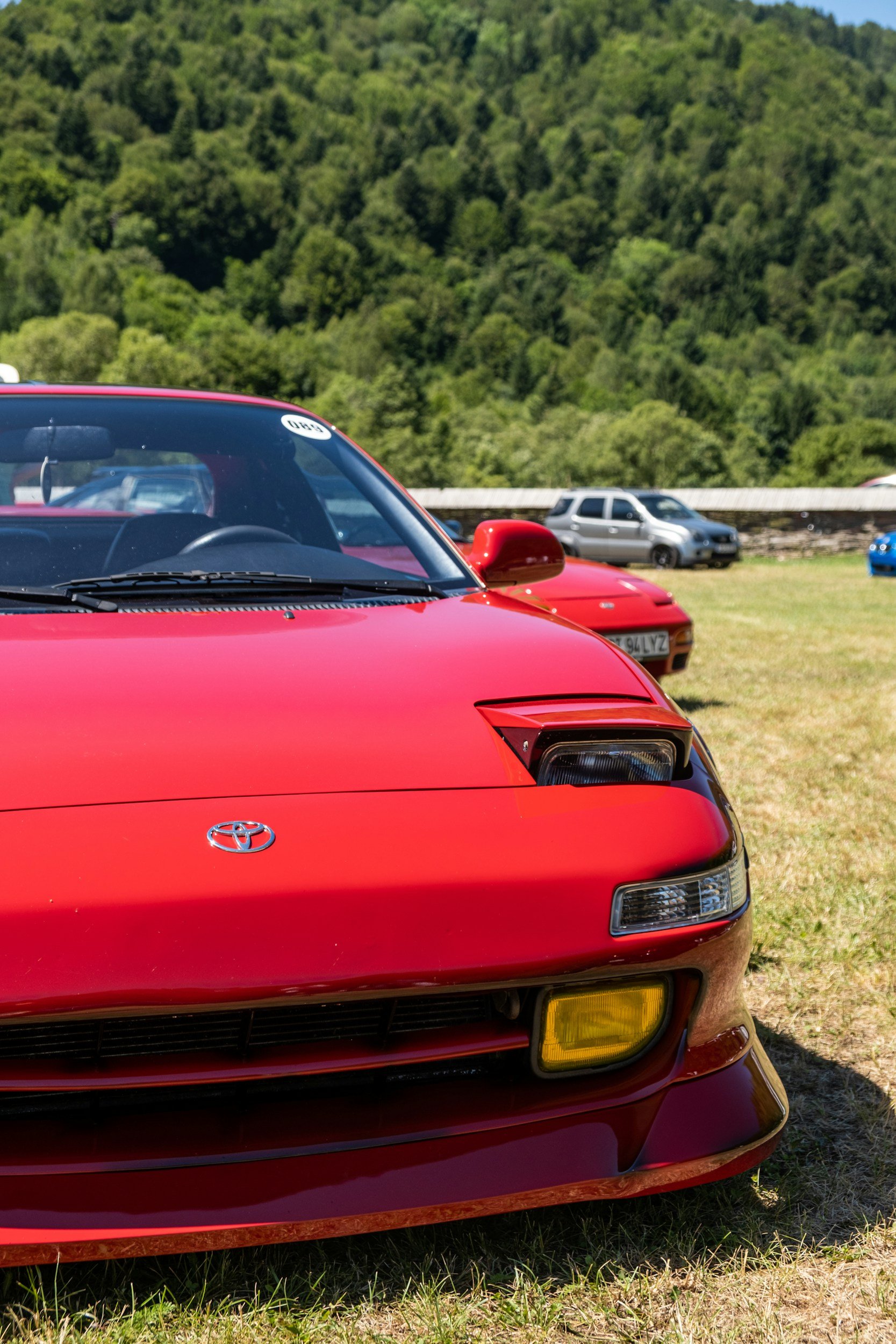 Red Toyota MR2