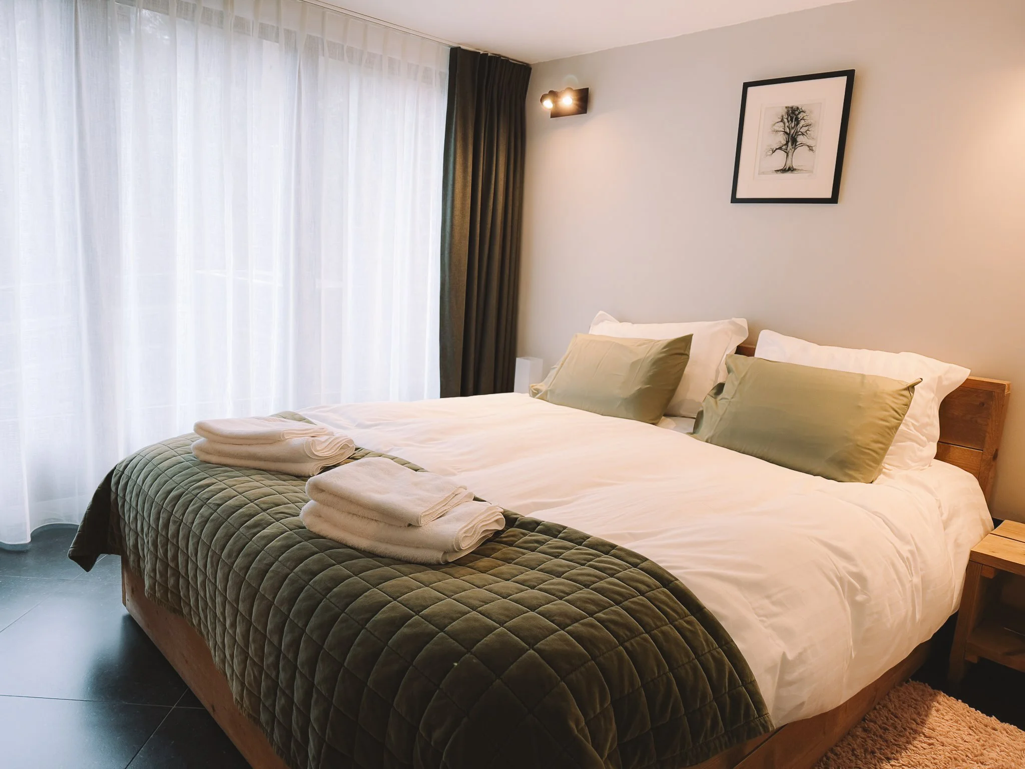 Tweepersoonskamer van vakantiehuis Au bord du Floyon.