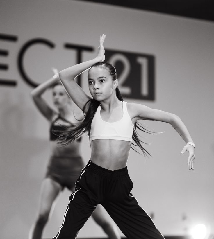 Should Dancers Train Online?