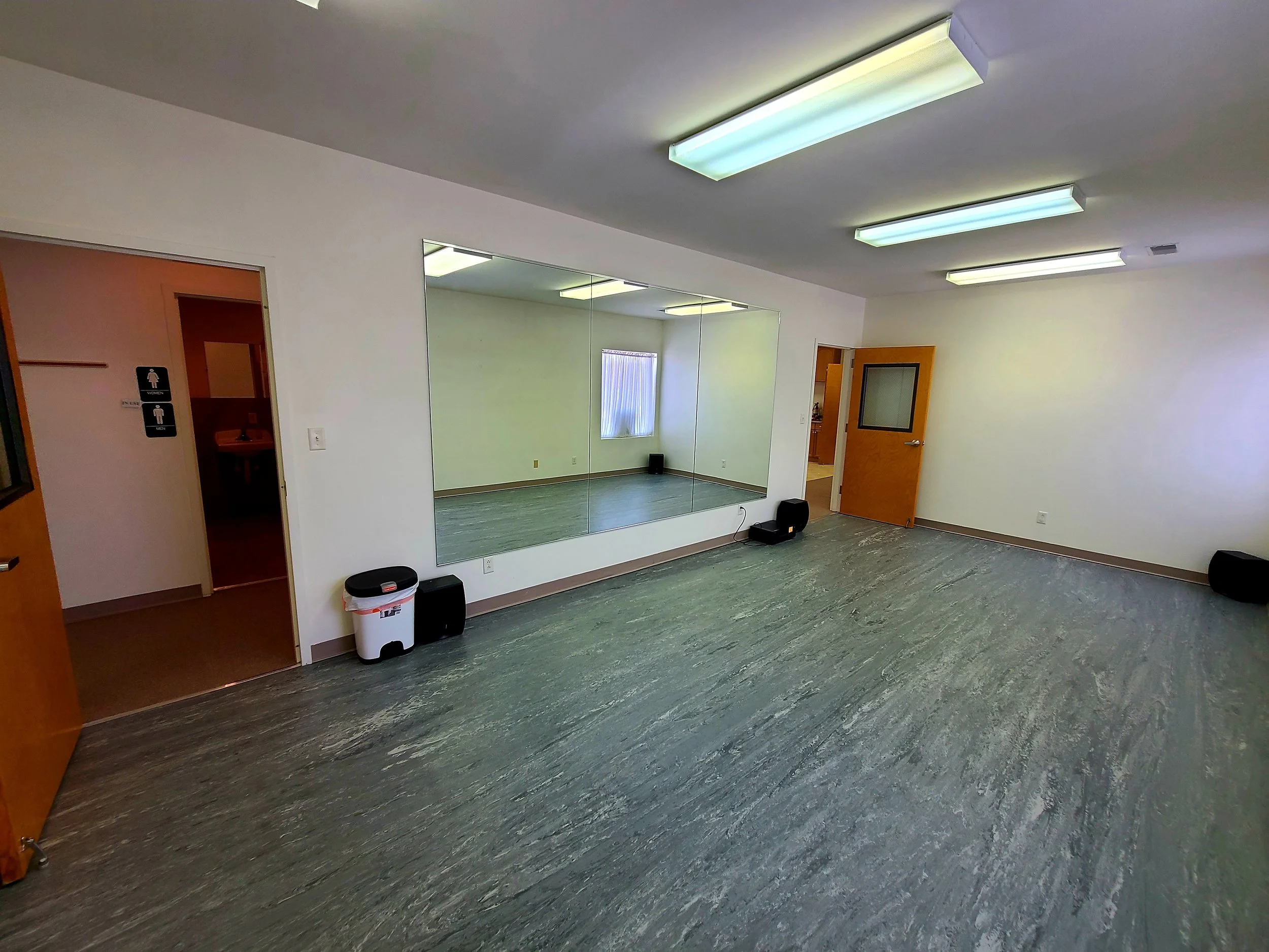 STUDIO 2.2.jpg
