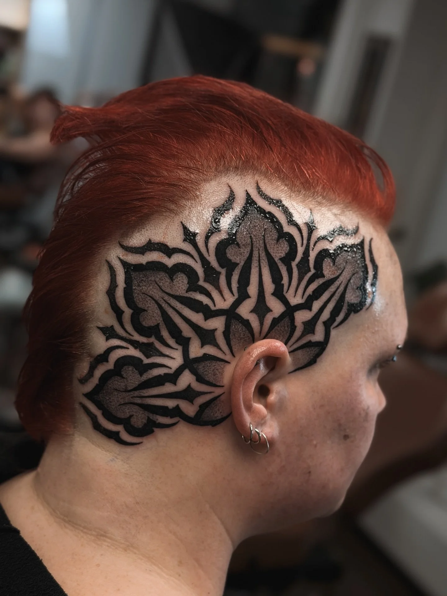Dark side head mandala 🖤 Built to flow with the head shape. Would you go this bold? Comment below.

Booking: DM / dontommitattoo@gmail.com
❖ 
❖
❖
❖ 
❖
❖
❖ 
❖
❖
#mandalatattoo #dotworktattoo #geometrytattoo #scalptattoo #headtattoo