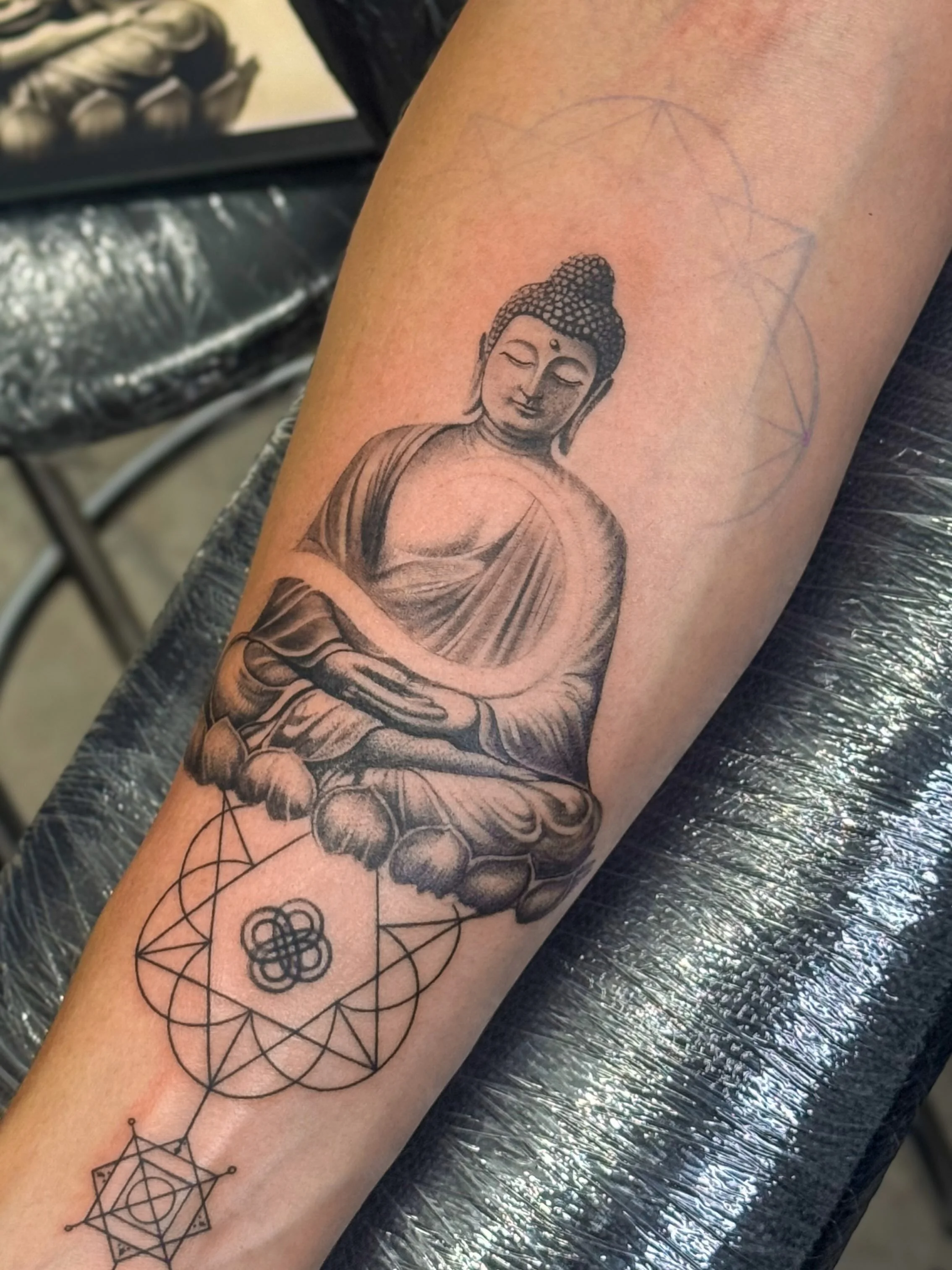 A little reminder to return to yourself. 🪷

Bookings open for Helsinki &mdash; DM to create something together.