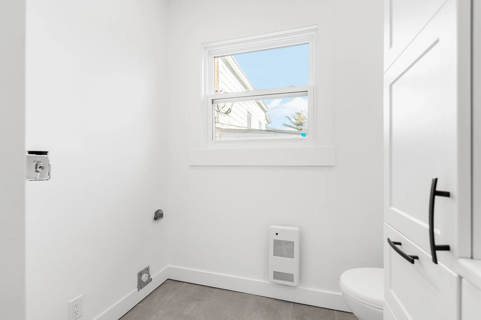 fenêtre salle de bain