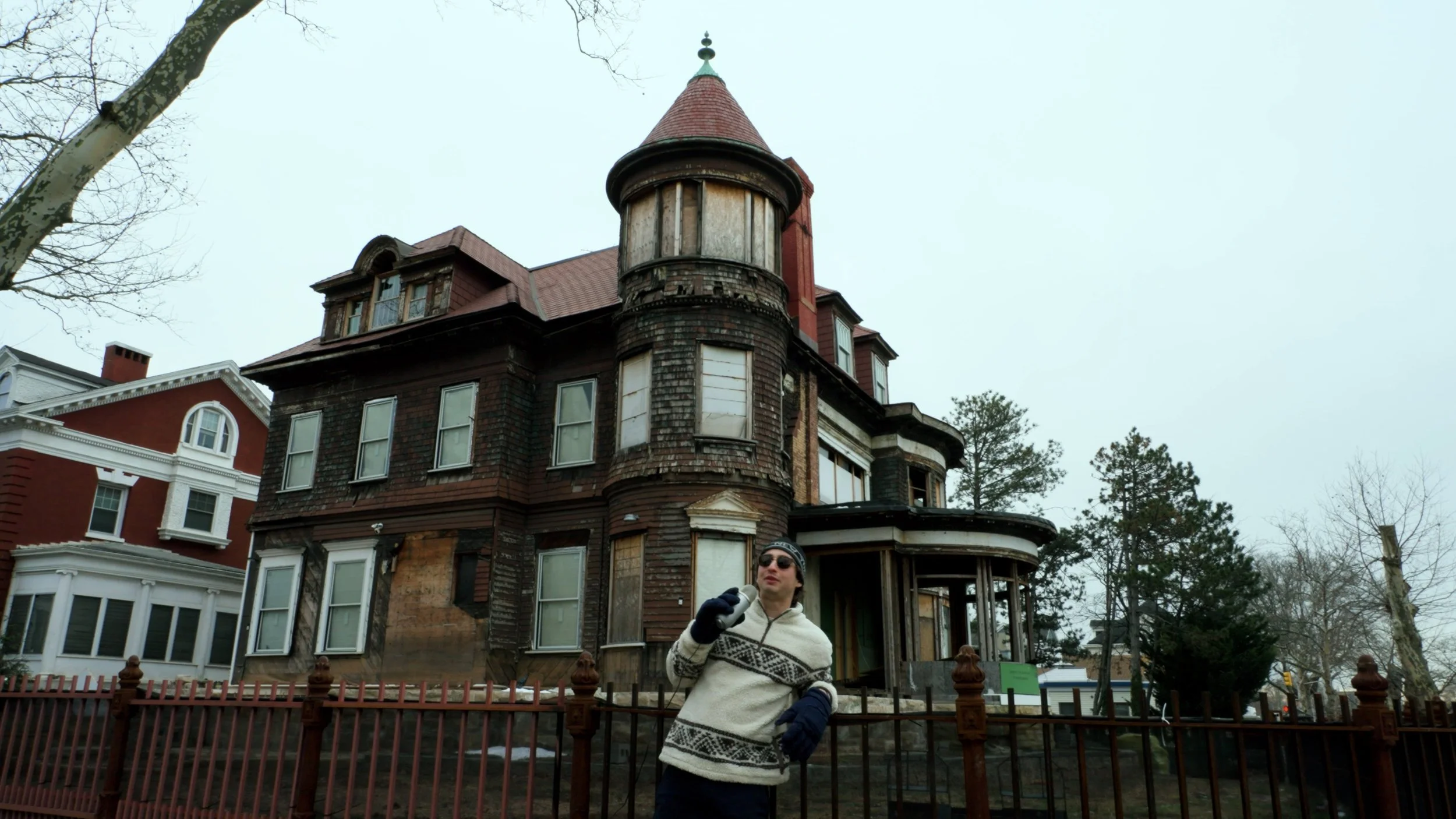 Sequence 01.00_06_36_16.Still020.jpg