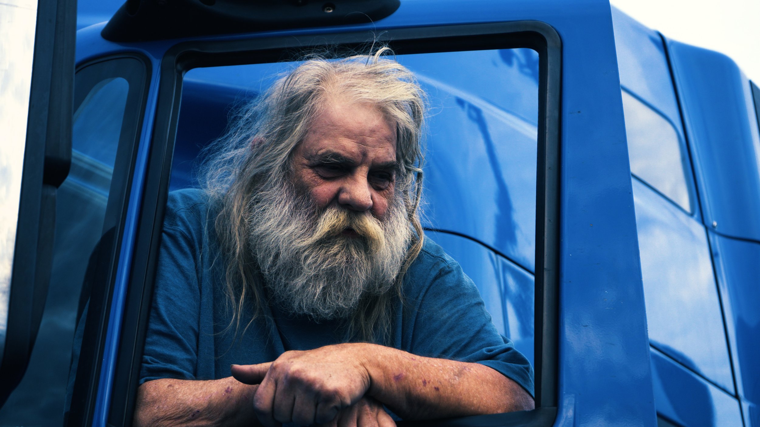 Rough Cut 2.00_02_44_07.Still003.jpg