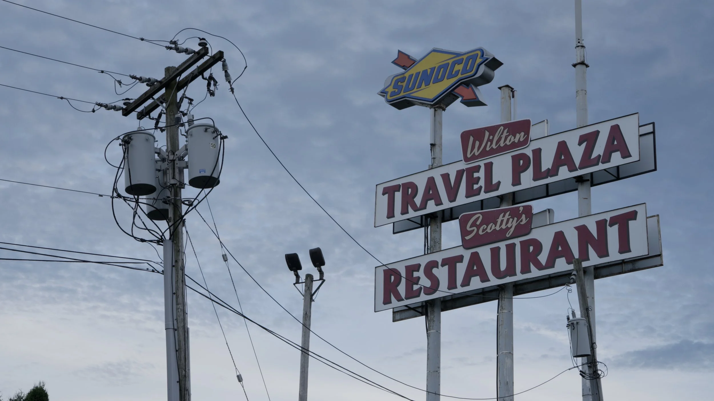 Cut 4 (Randy).00_02_58_10.Still006.jpg