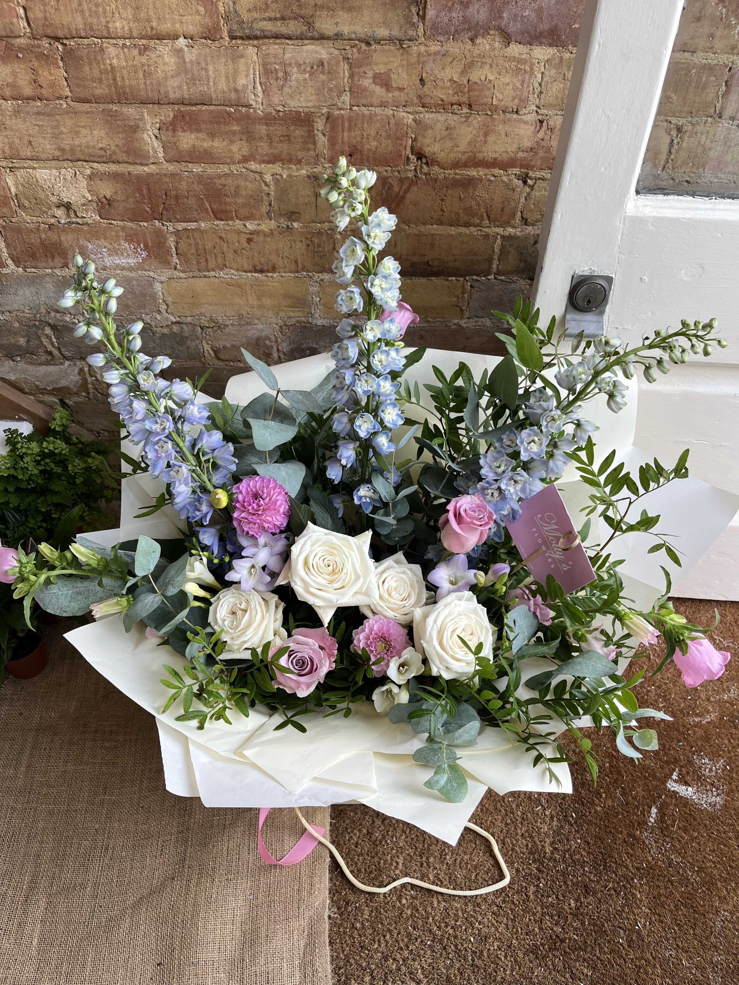 Wootton Bridge Florist Delivery