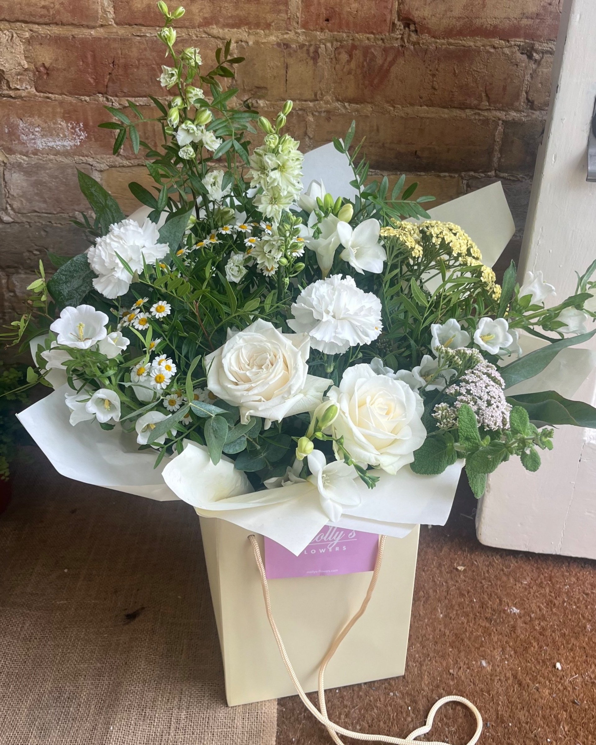 Wootton Bridge Florist Delivery