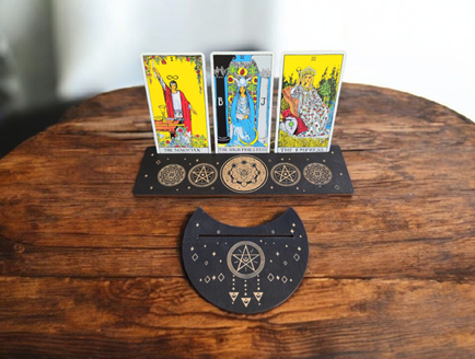 Wooden Tarot Card Holder Moon Phase 2.png