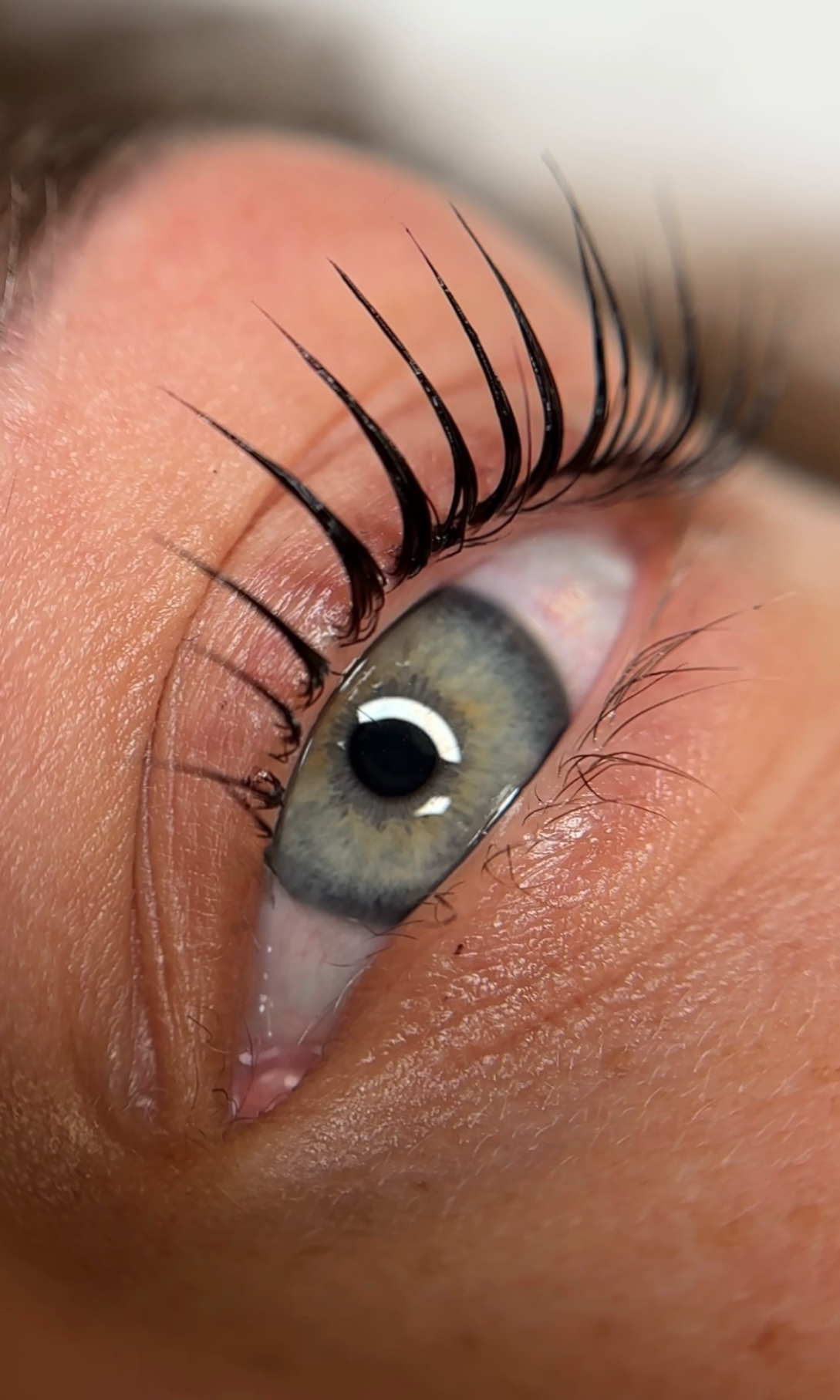 Korean lashlift bij salon Beauthé in Geleen