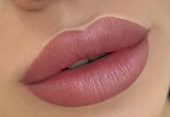 Natuurlijke lippigmentatie bij Beauthé Geleen