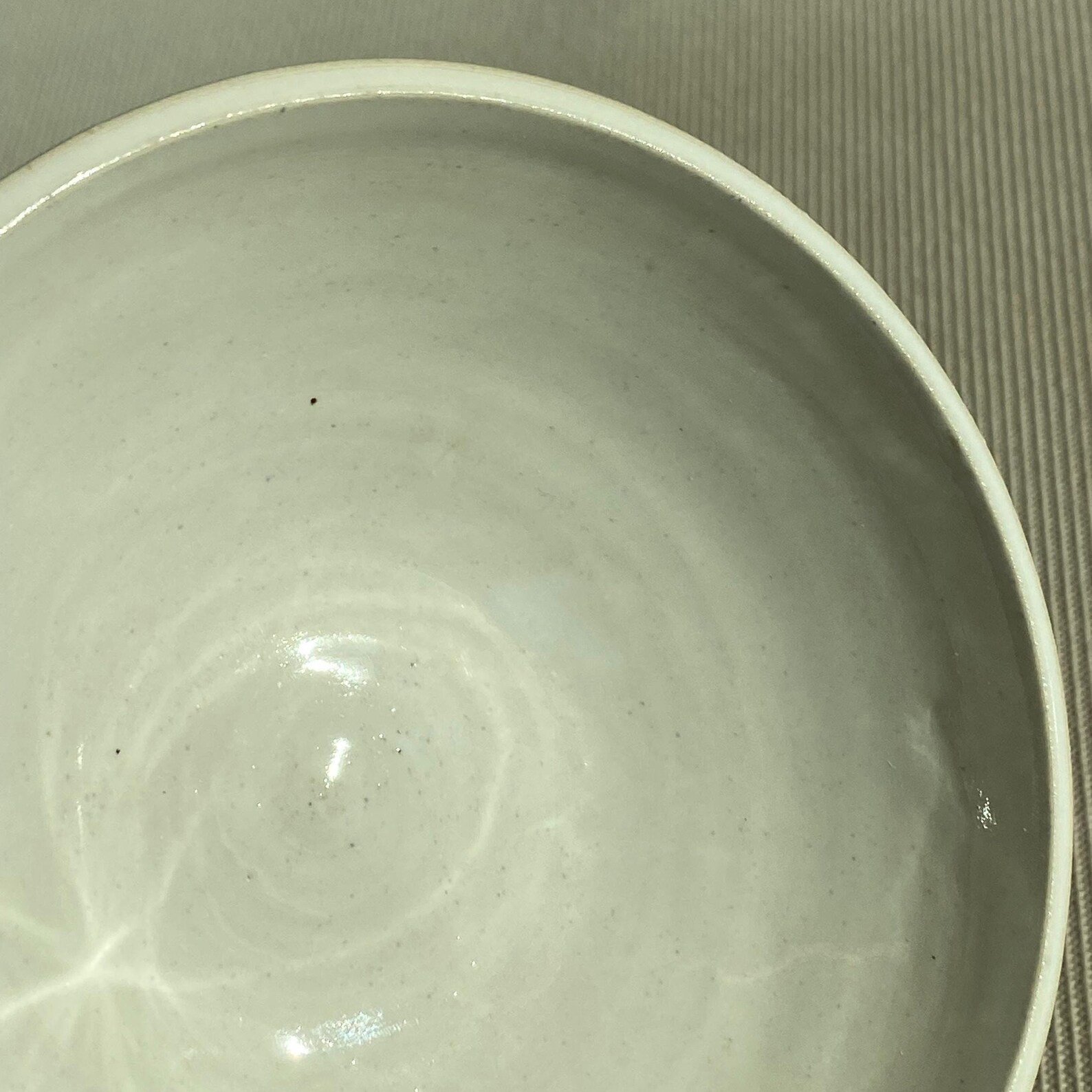 white bowl2.jpg