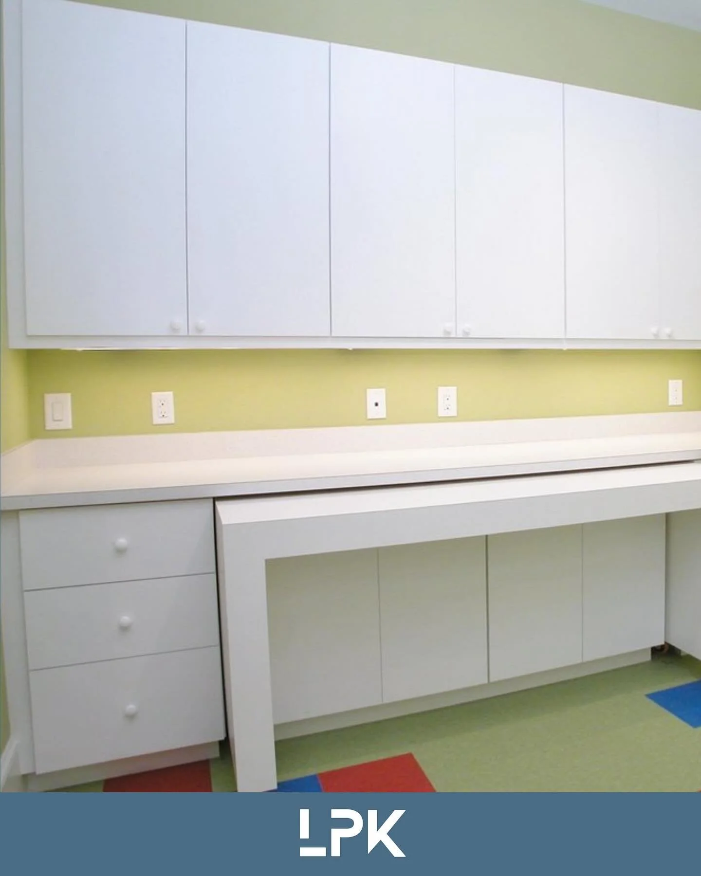 Clean lines. Fresh color.

Refinishing isn&rsquo;t just a facelift &mdash; it&rsquo;s a smart investment that adds value and eliminates the hassle of a full remodel.

Paint over replace.

Simple decision, stunning results.

// LPK Cabinet Refinishing