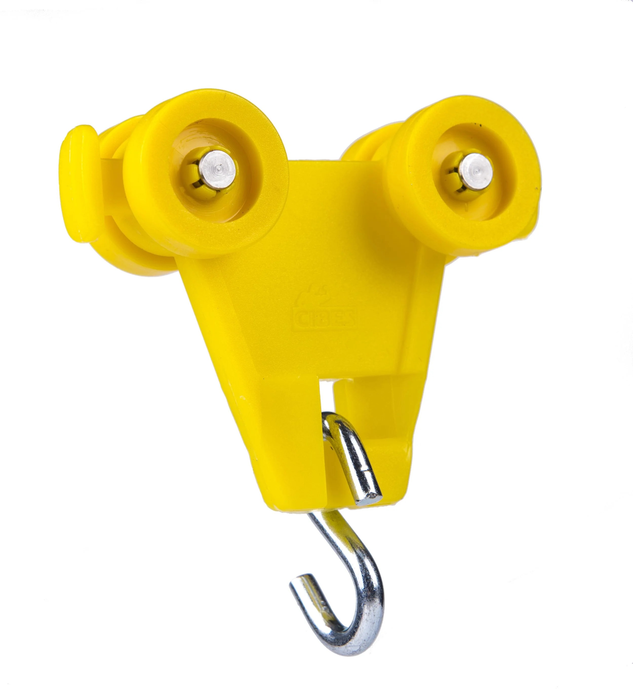 11-890 | Fyrhjulig vagn med S-krok