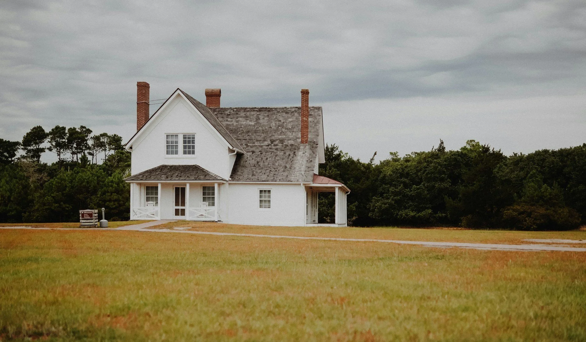 How California Off-Grid Land Fits DIY Homesteading Plans