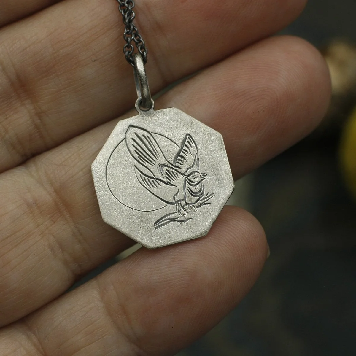 Gravée Octogon Linen Texture Nightingale Bird Pendant 3.jpg