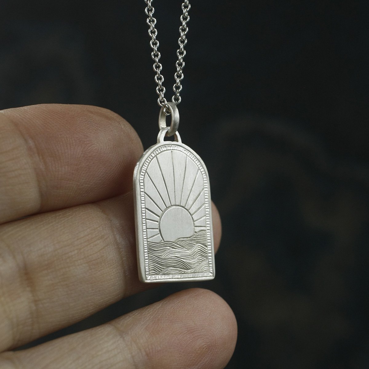 Gravée Portal Arch Sunrise Over Waves Pendant 9.jpg