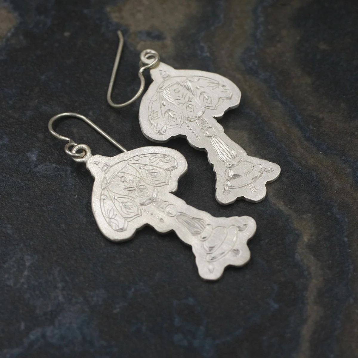 Gravée Tiffany Lamp 2 Earrings.jpg
