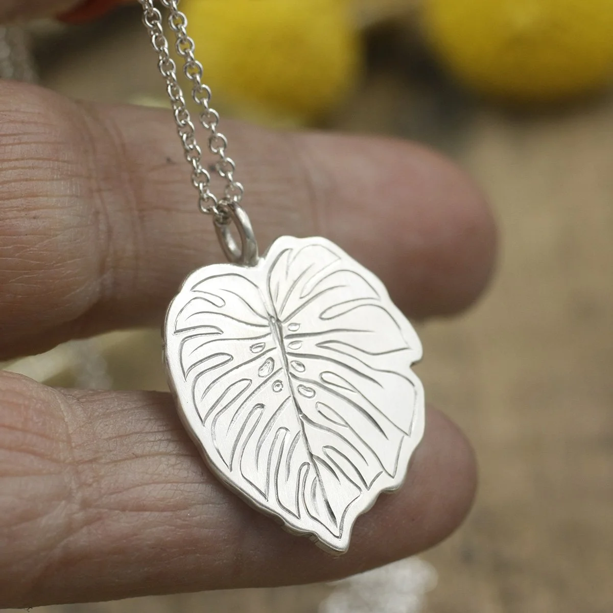 Gravée Monstera Leaf Large Pendant 7.jpg