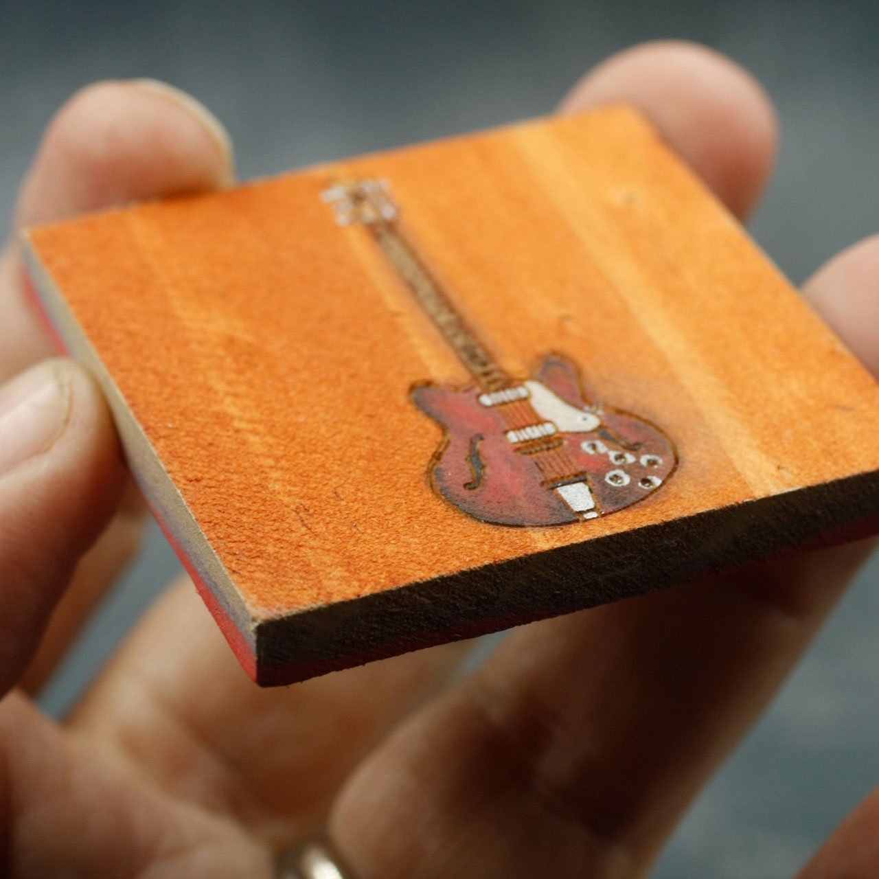 Guitar-Vox-Magnet-1.jpg
