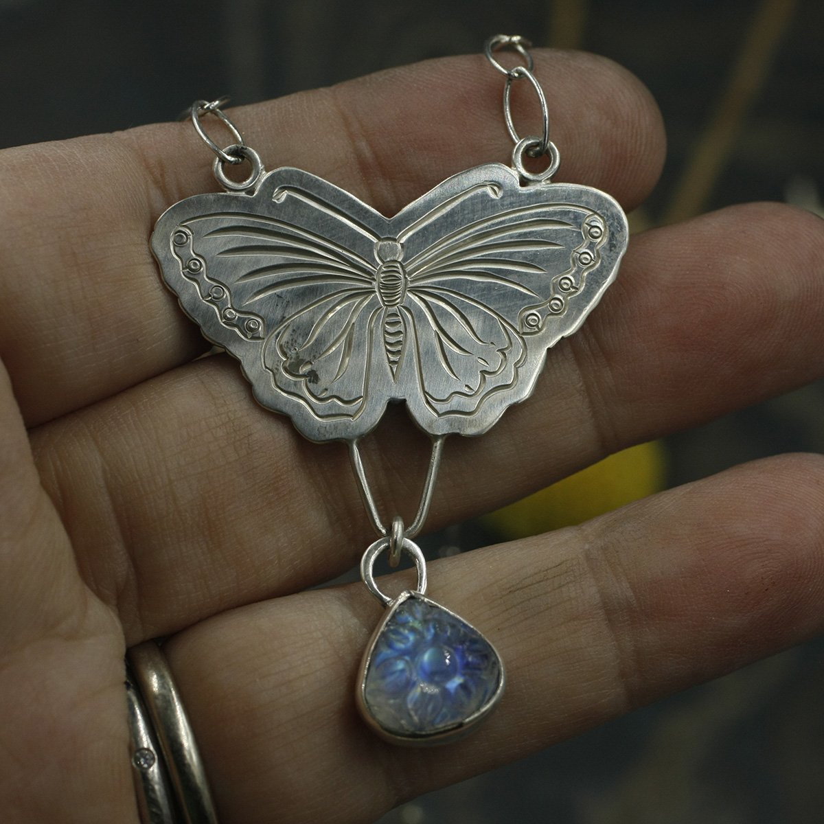 Gravée Butterfly Carved Moonstone Teardrop Necklace 5.jpg