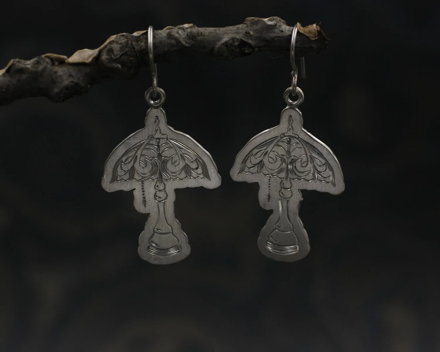 Tiffany Lamp Earrings 1 2.jpg