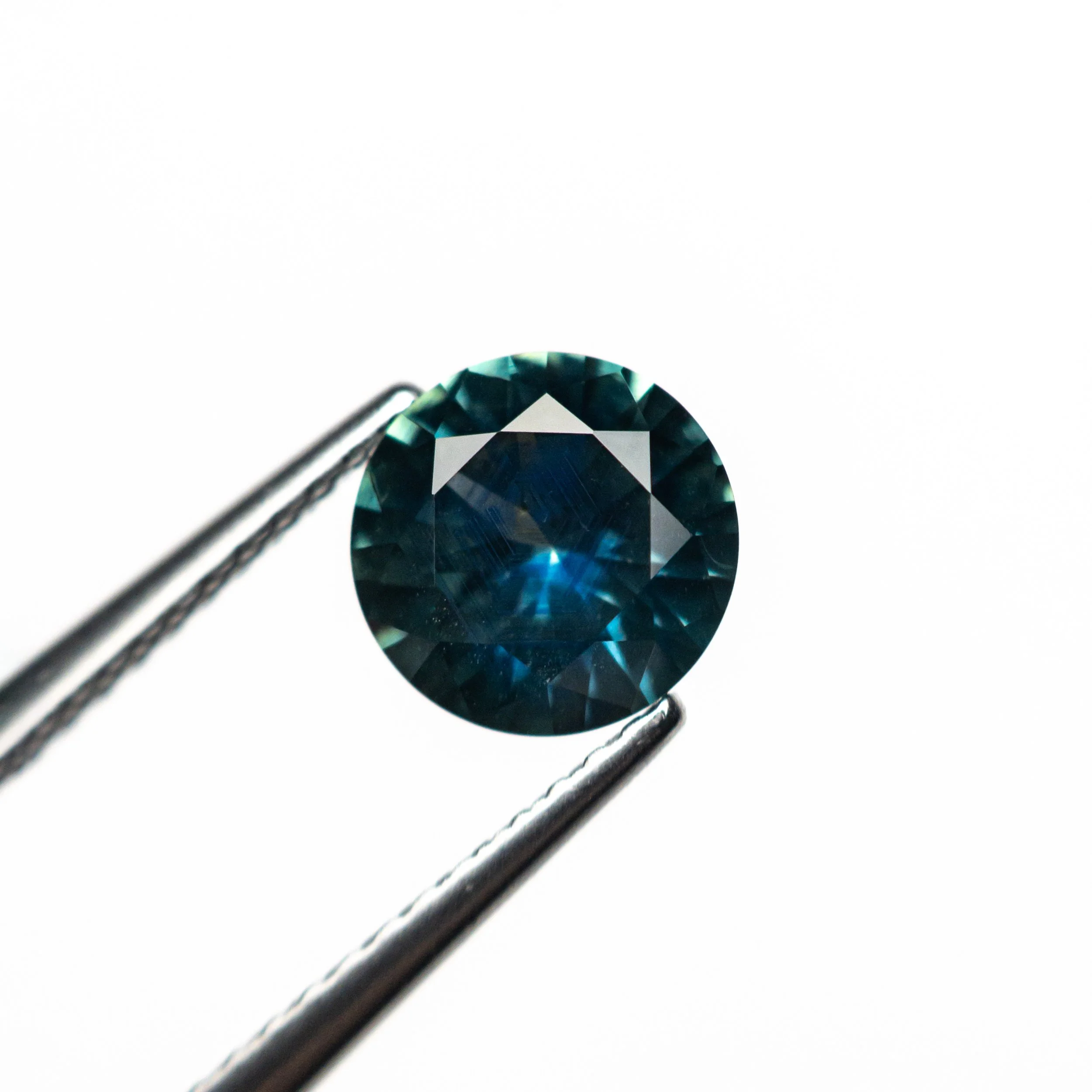 D.  1.32ct 6.78x6.73x3.92mm Round Brilliant Sapphire 2.jpg