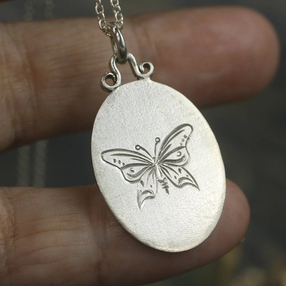 Gravée Linen Texture Butterfly with Crescent Moons Pendant 7.jpg