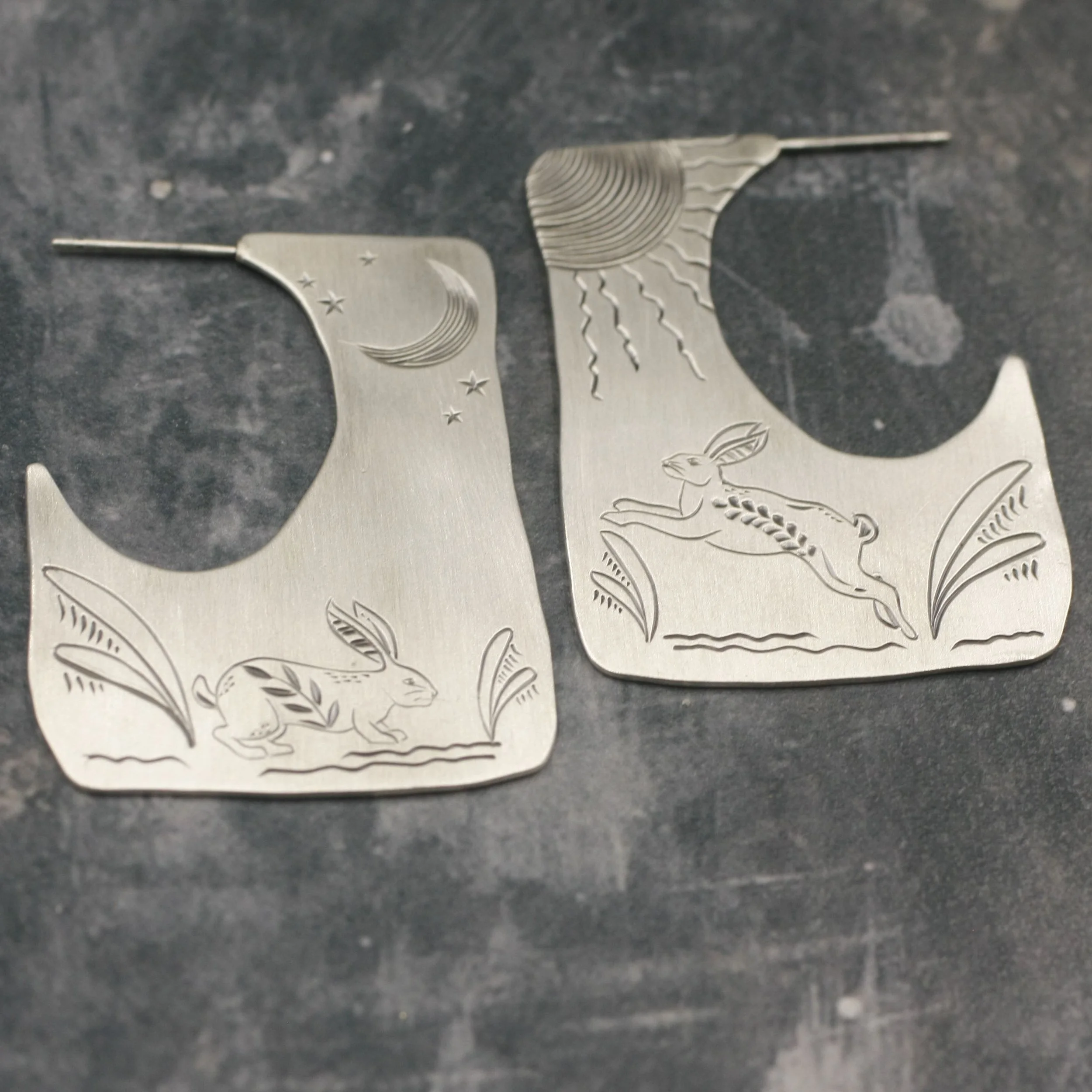 Gravée Blade Hoops Bunny earrings 1.jpg