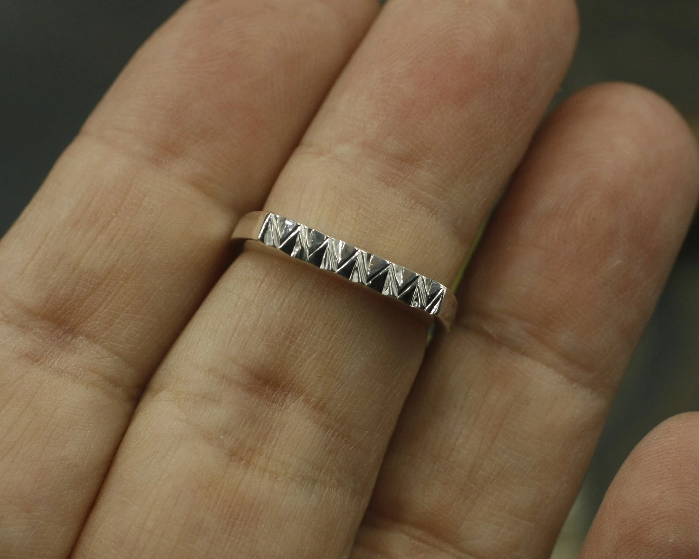 Narrow Zig Zag Flat Top Stacker 1.jpg