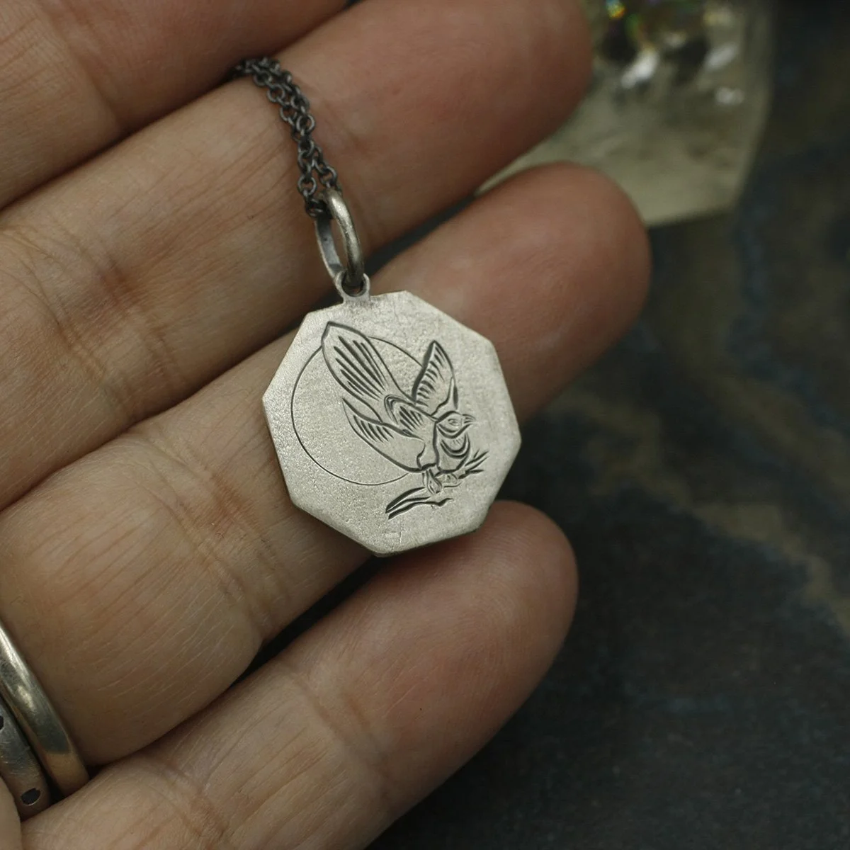 Gravée Octogon Linen Texture Nightingale Bird Pendant 2.jpg