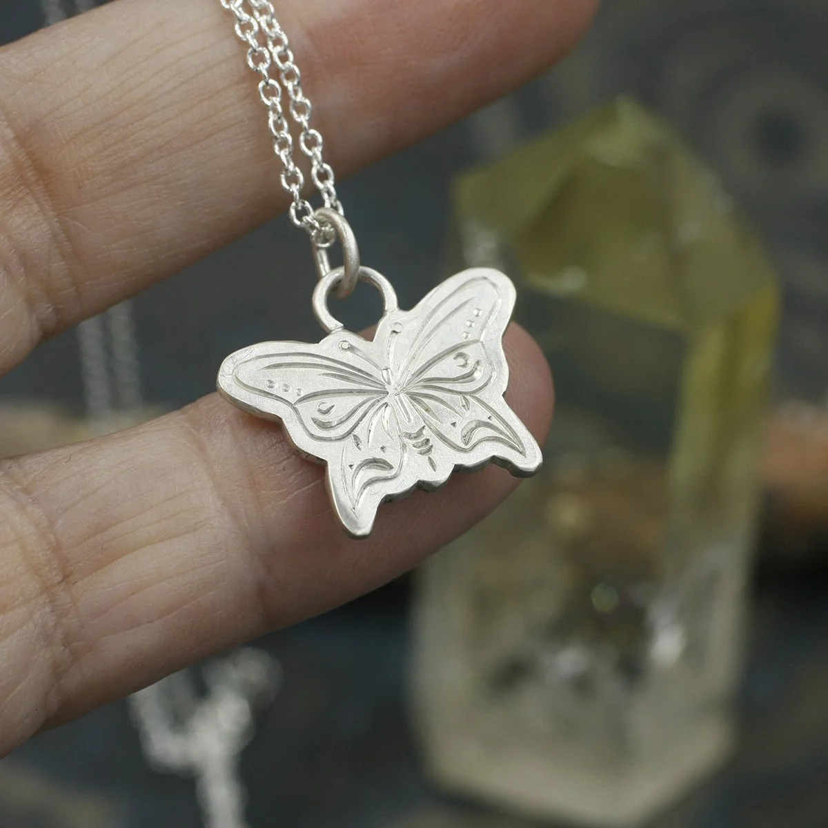 Gravée Mini Butterfly Crescent Moons Pendant 6.jpg