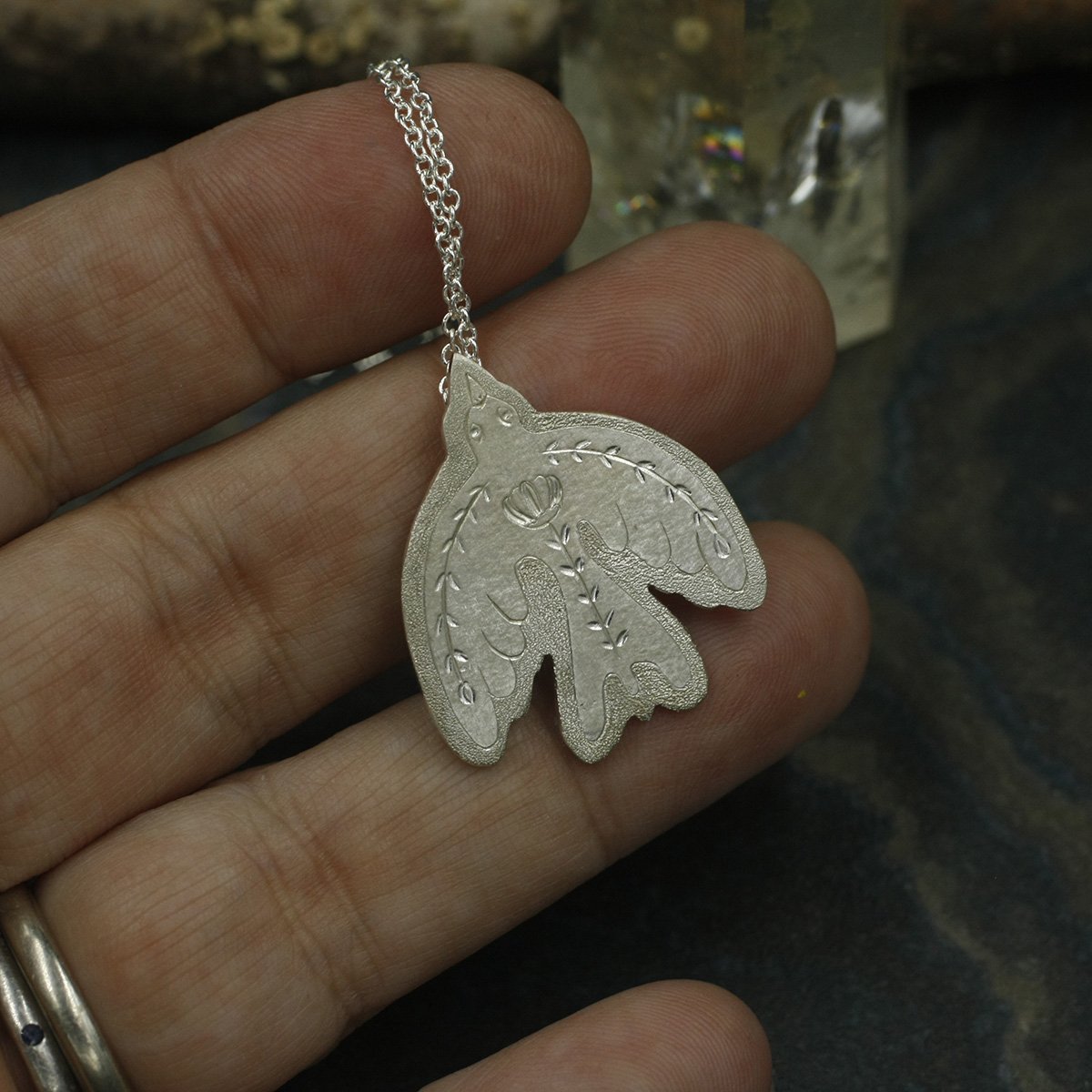 Gravée Flower Folk Bird Pendant Satin Finish 5.jpg