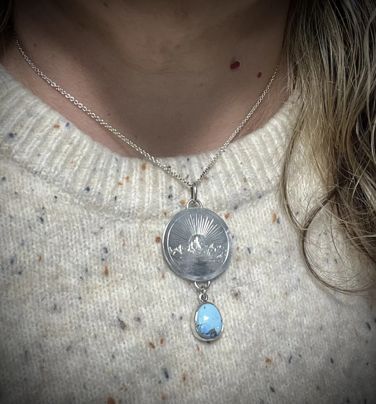 Gravée Fjord Golden Hills Turquoise Pendant ON 1.JPG