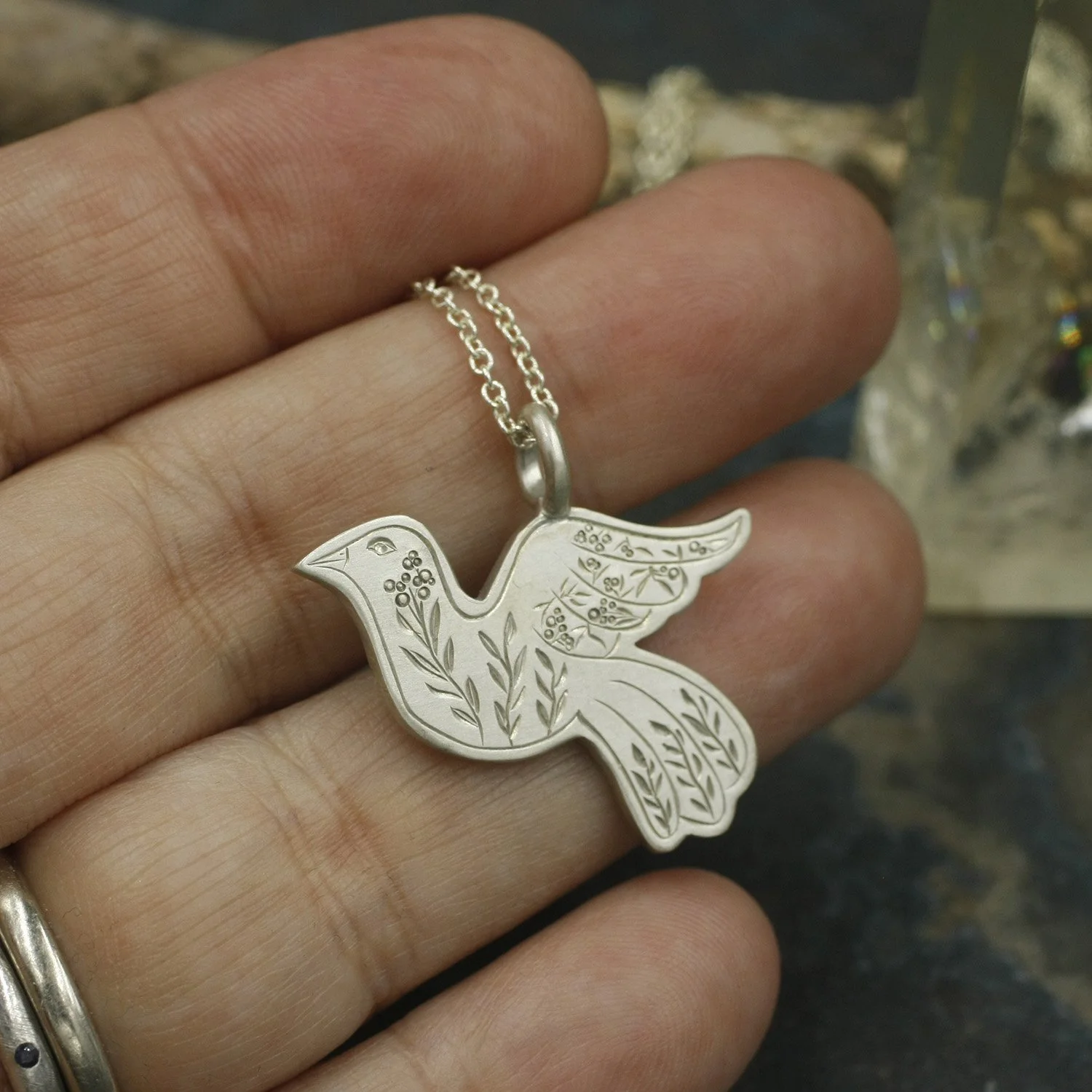 Gravée Bird Filled with Berries Pendant 2.jpg