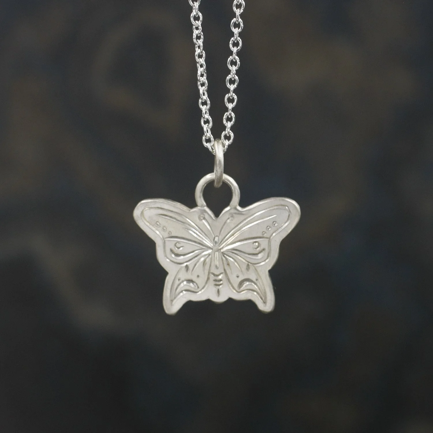 Gravée Mini Butterfly Crescent Moons Pendant 3.jpg