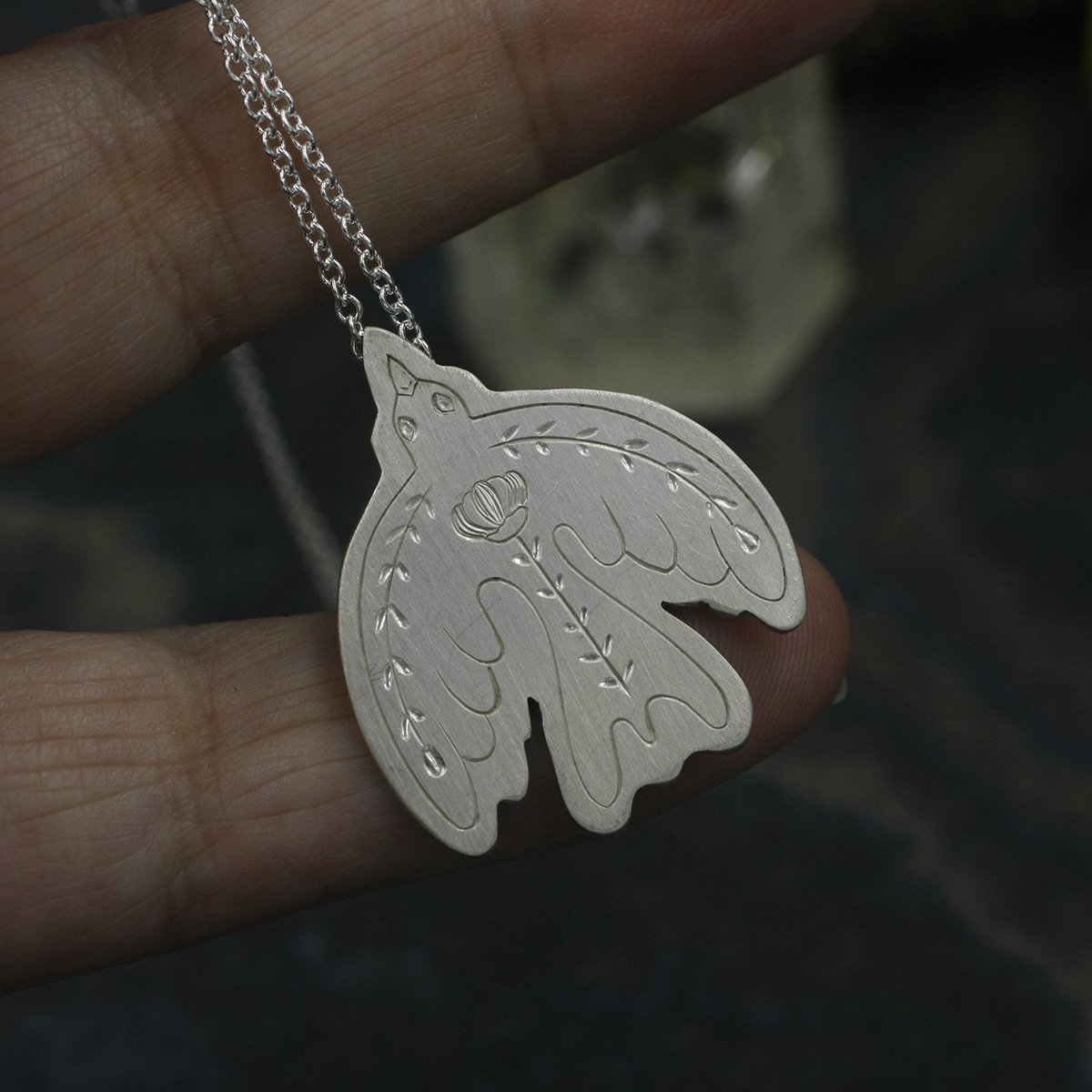 Gravée Flower Folk Bird Pendant Satin Finish 4.jpg
