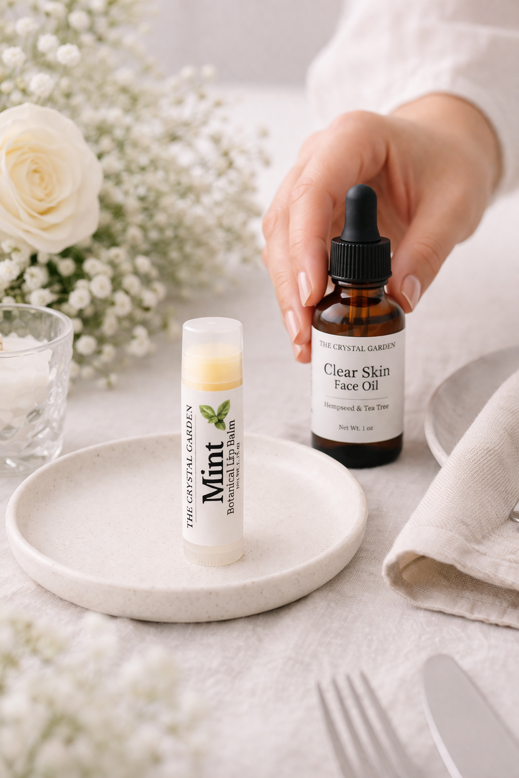 Clear Set being placed on table, but the crystal garden. bulk favor sets