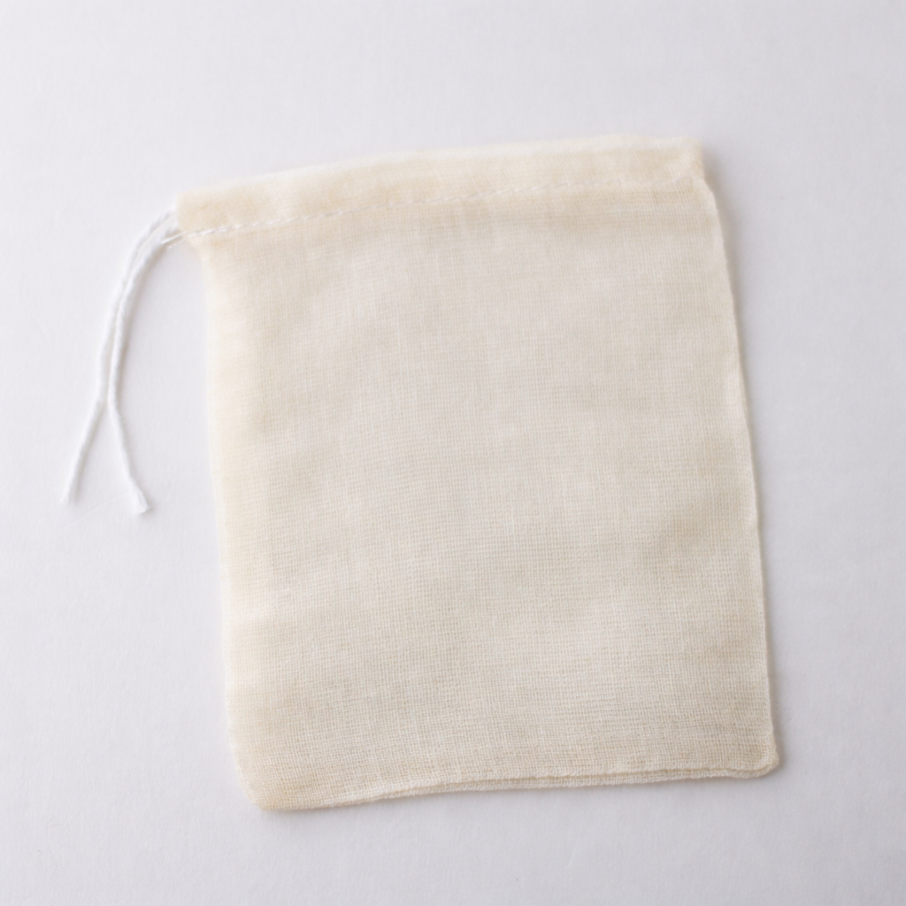 Plain muslin bag, no logo
