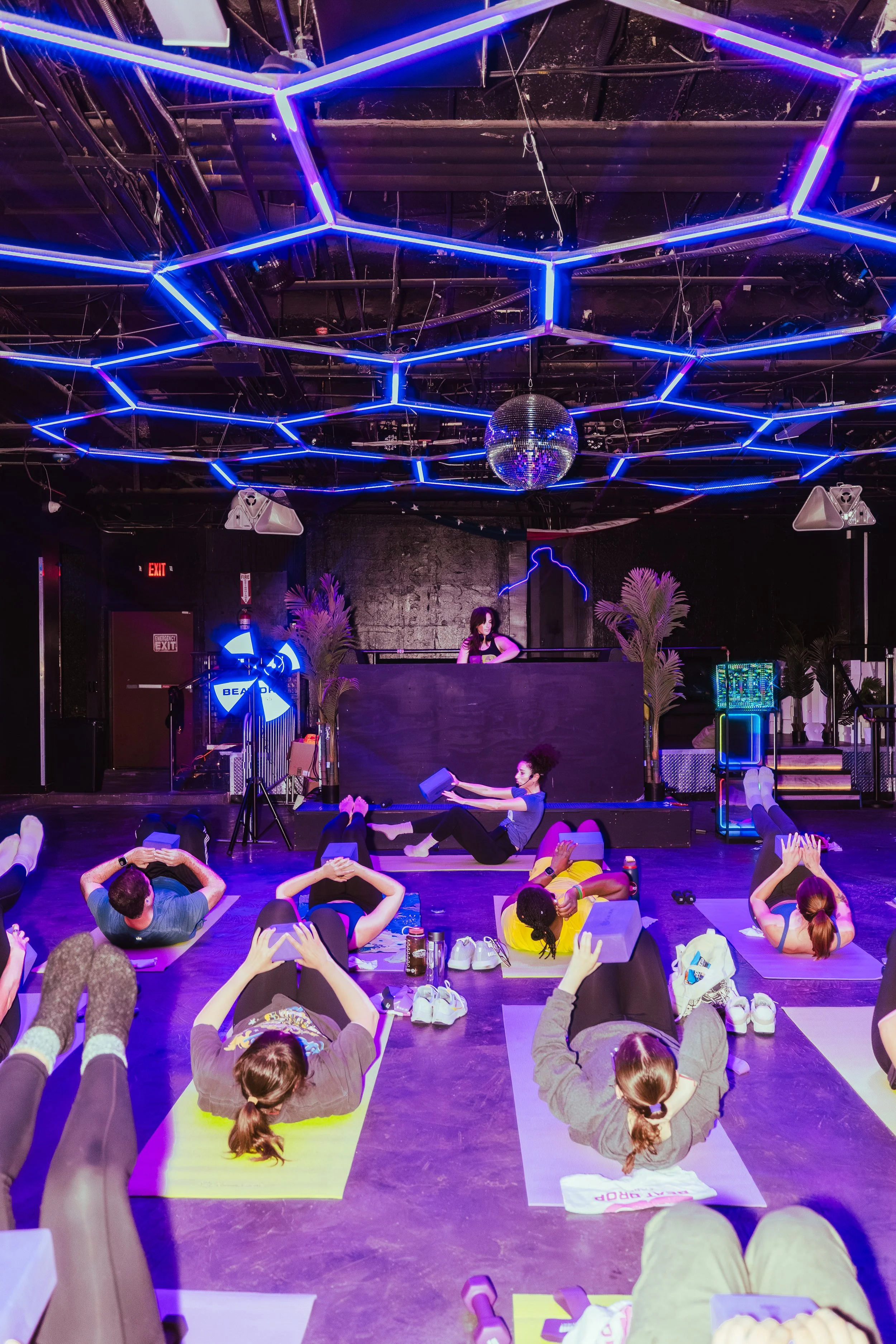 11-23-25 BeatDrop Reverb by @_mars.photo-002.jpg