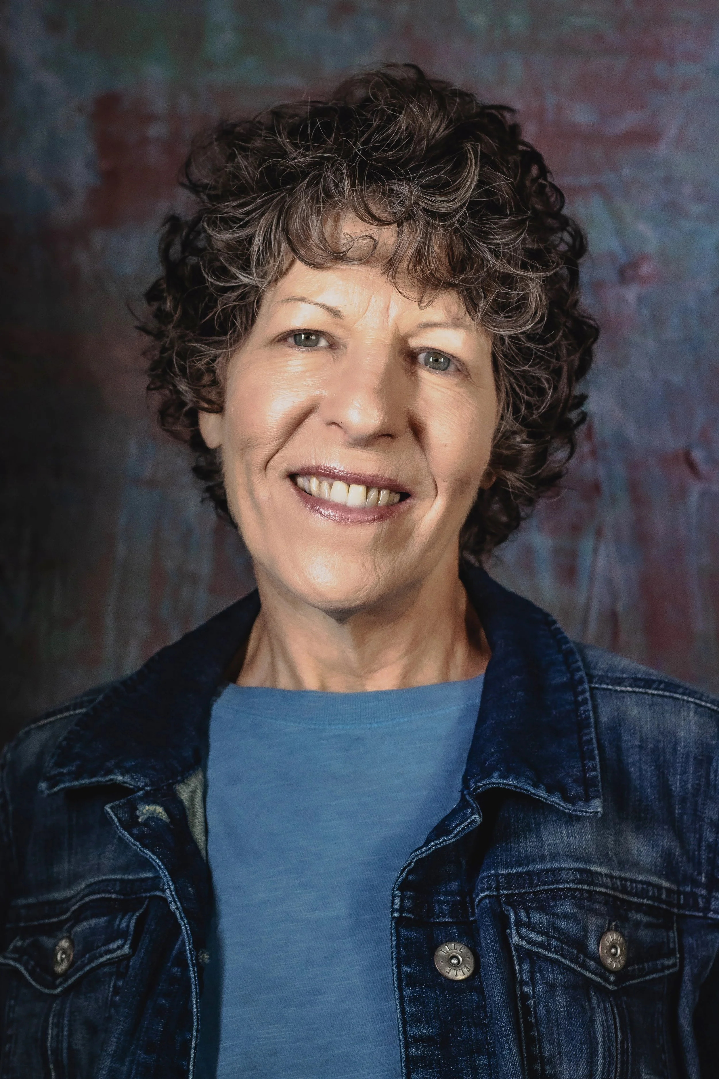 Wolf Tales Headshots (28).jpg