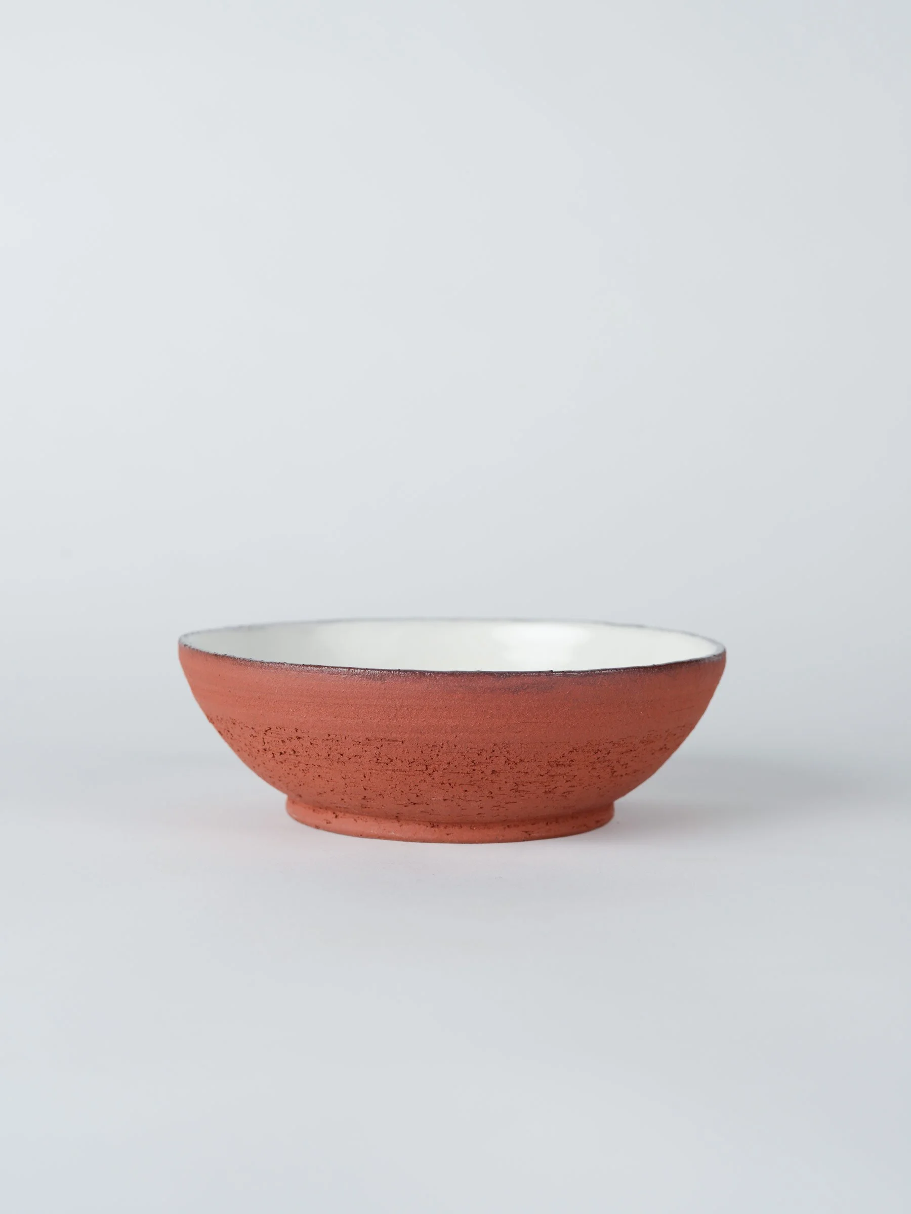kleine-schale-roter-ton-engobe-schmetterling-atelier-kobo-01-01.jpg