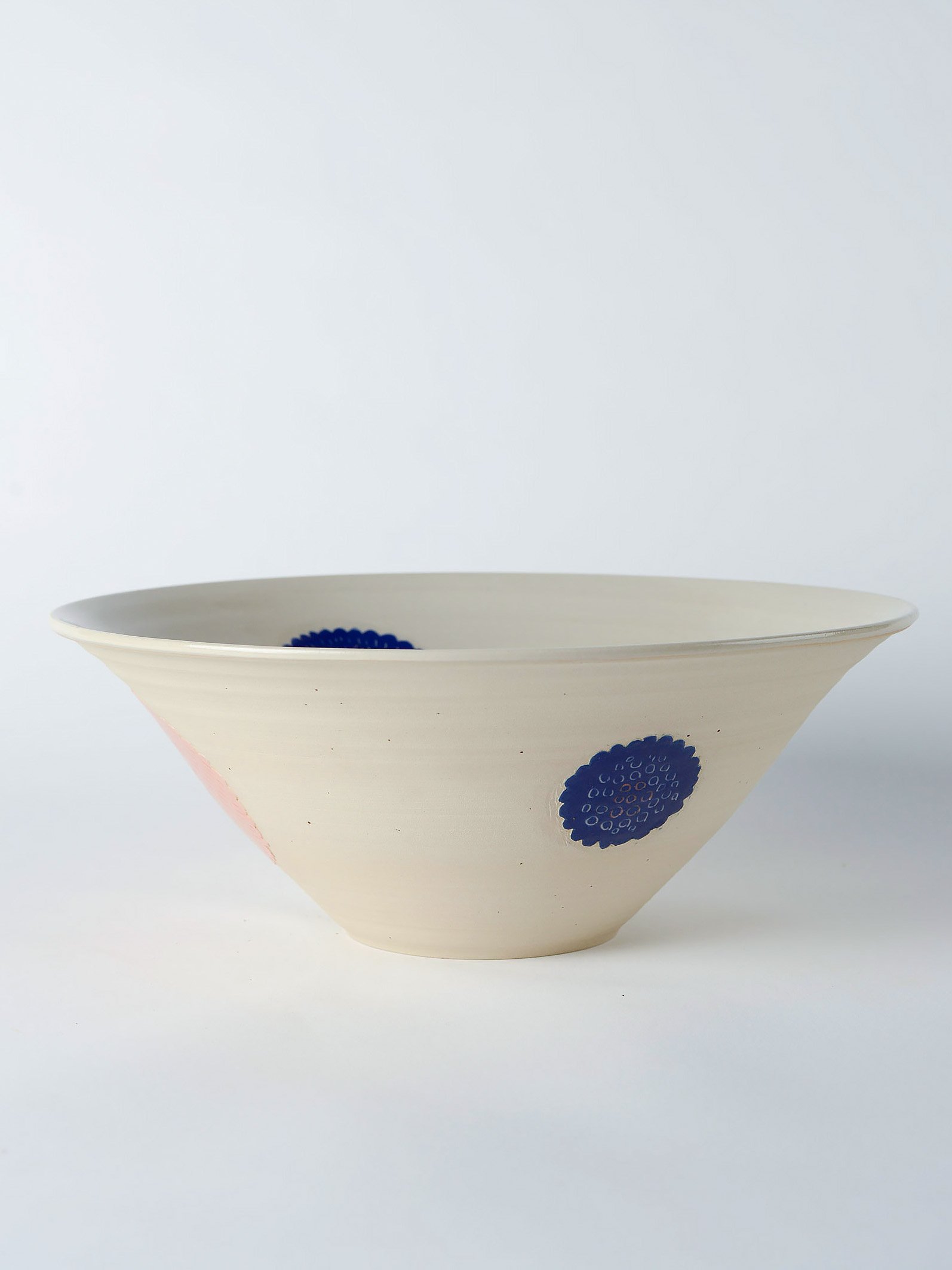 grosse-keramikschuessel-handgemacht-blau-rosa-atelier-kobo-01-01.jpg
