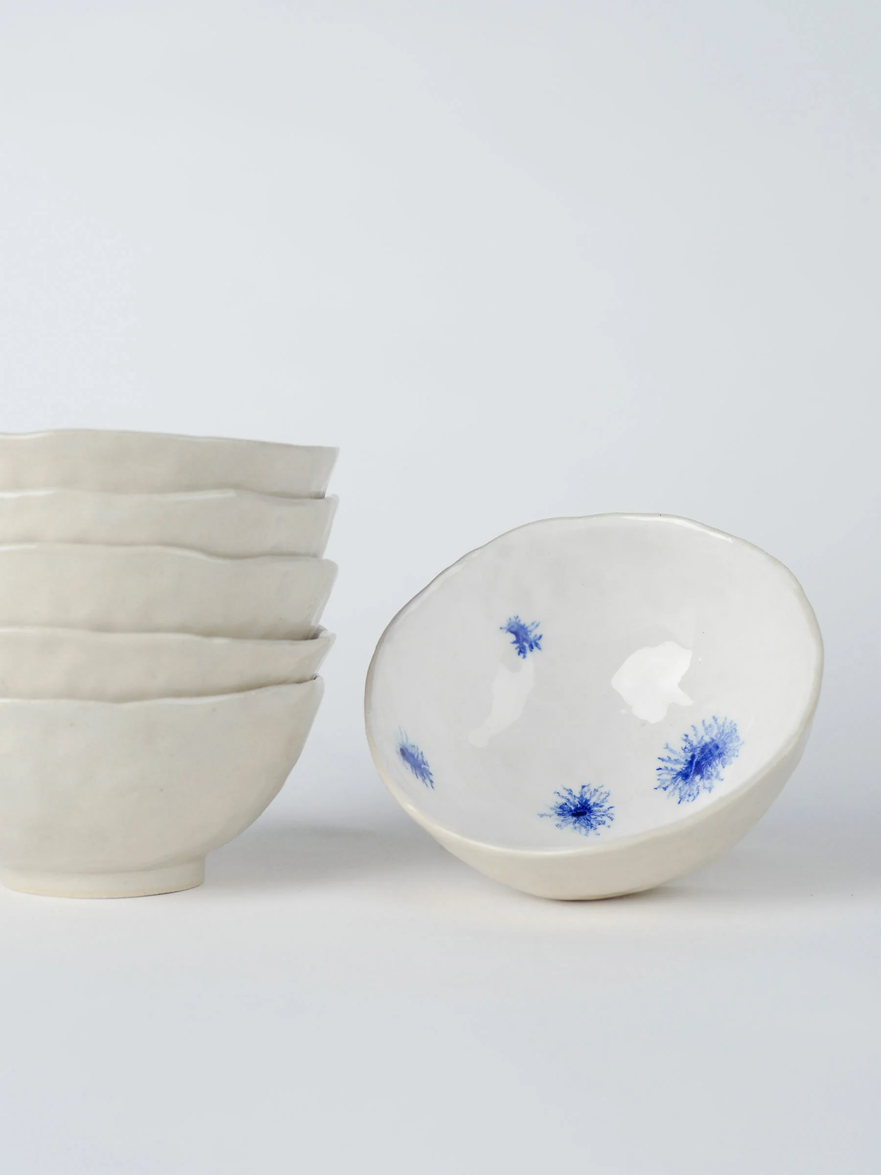 kleine-schale-handgepincht-blaue-zeichnung-atelier-kobo-01-03.jpg