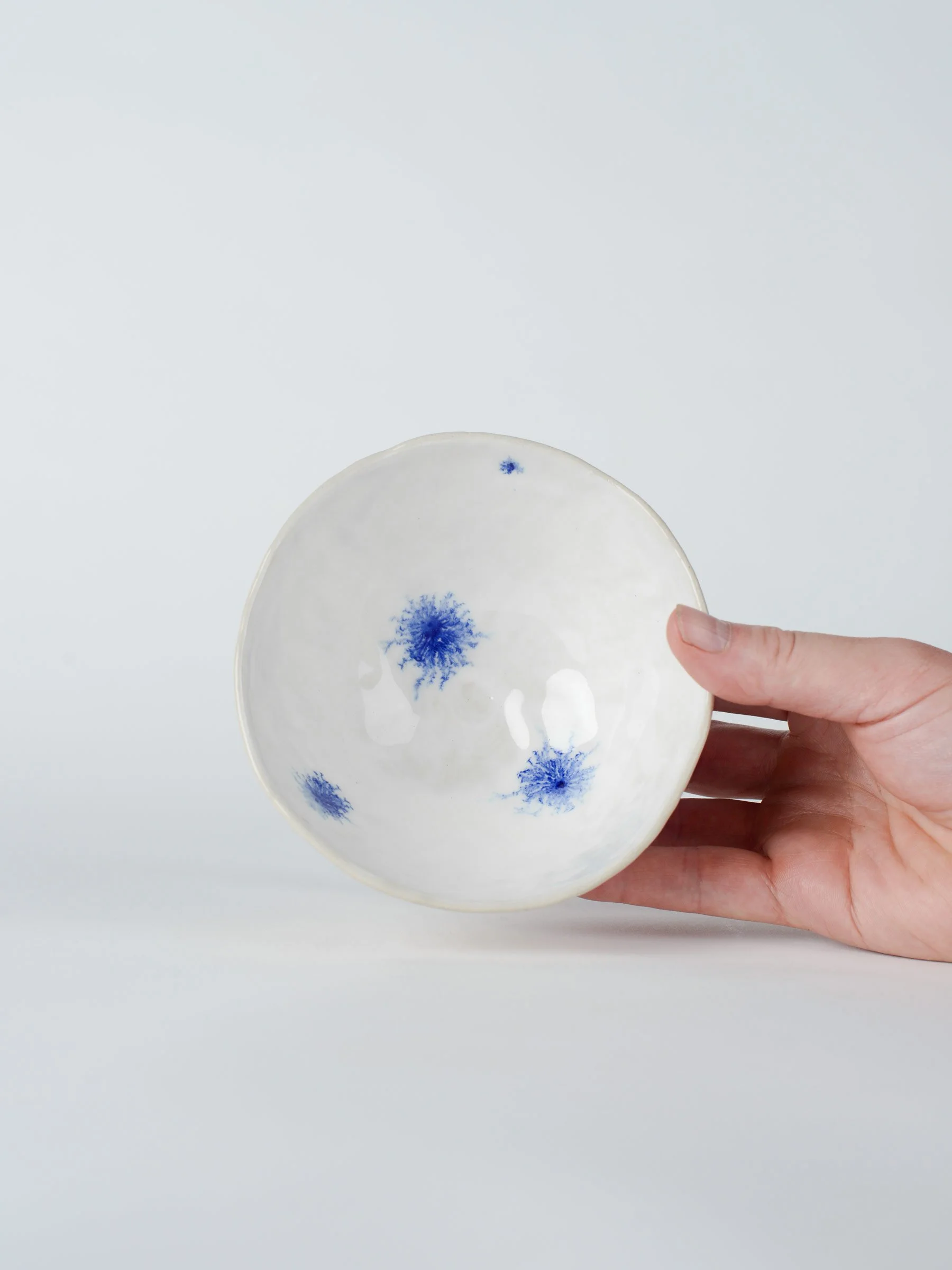 kleine-schale-handgepincht-blaue-zeichnung-atelier-kobo-04-02.jpg